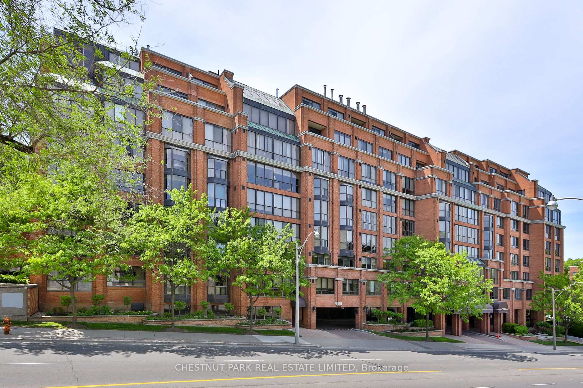 409 - 2900 Yonge Street Toronto Ontario Canada Sold residential Varun Sirohi HomeLife Superstars Real Estate Ltd., Brokerage*