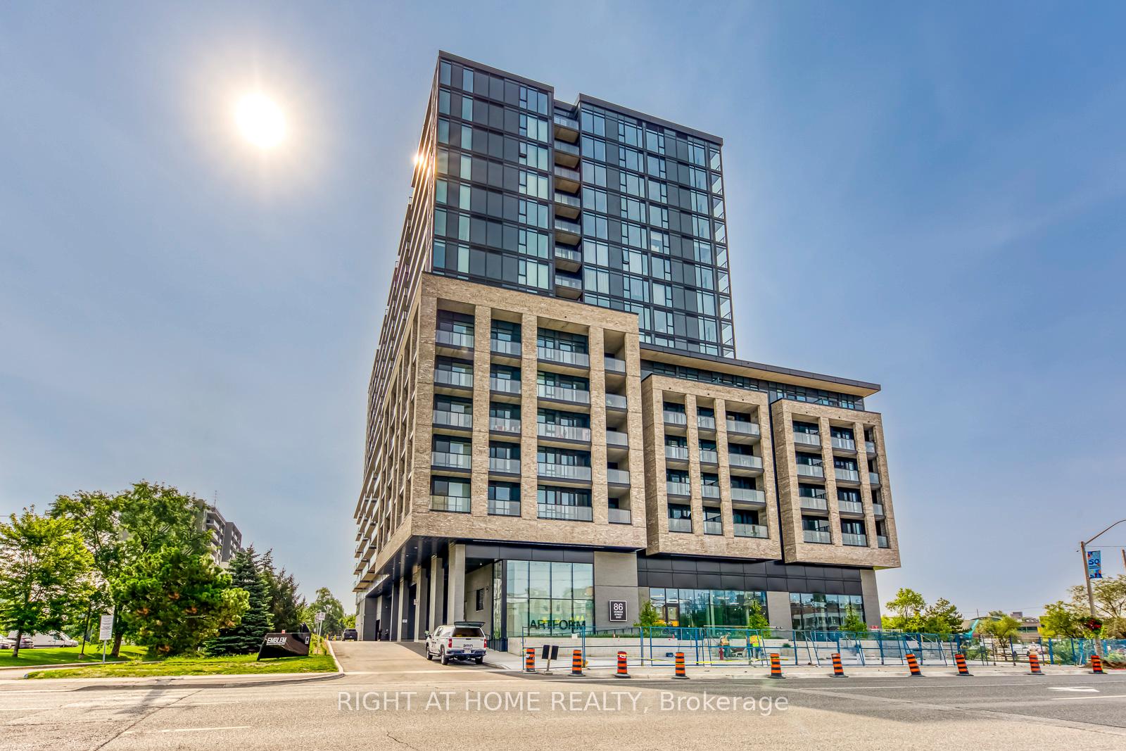 606 - 86 Dundas Street E Mississauga Ontario Canada Rent residential Tetyana Kmets Right at Home Realty, Brokerage*