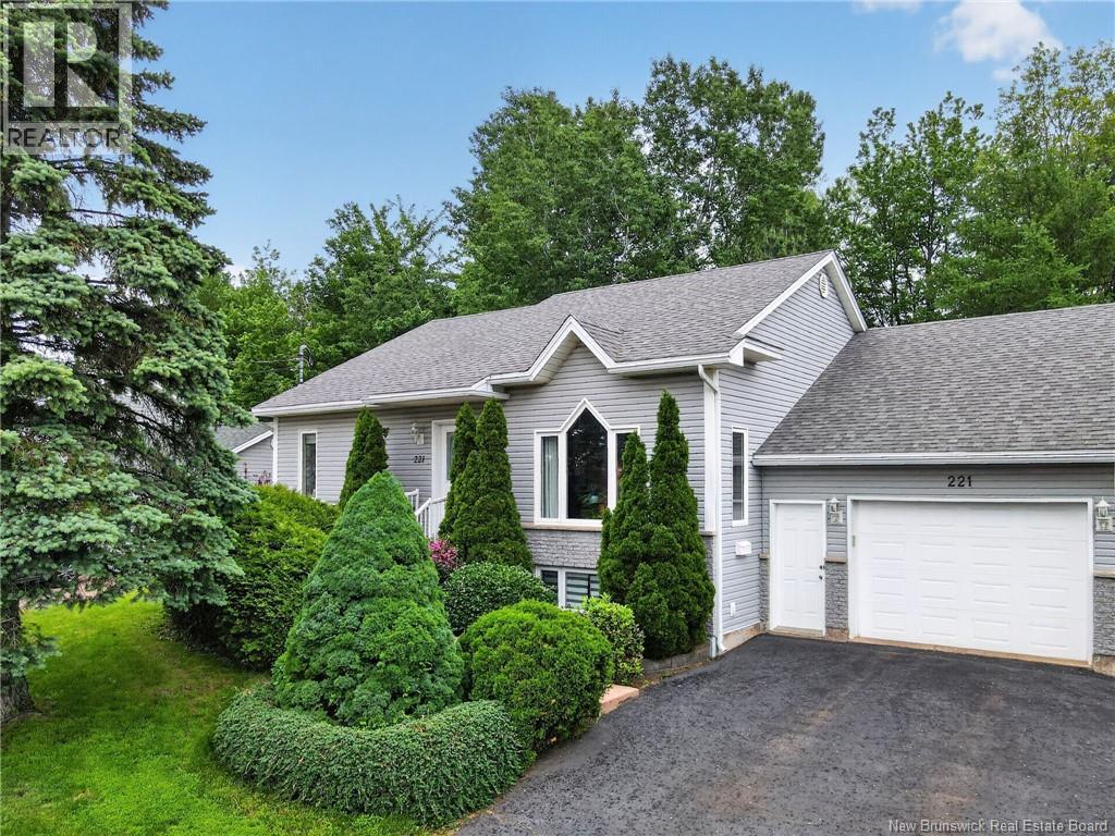 221 Manon Street Dieppe New Brunswick Canada Sale residential   EXIT Realty Associates
