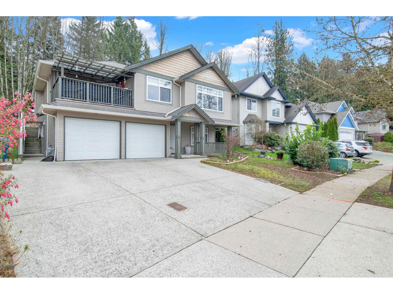 35114 LABURNUM AVENUE Abbotsford British Columbia Canada Sale residential Kirandeep Gill Coldwell Banker Executives Realty