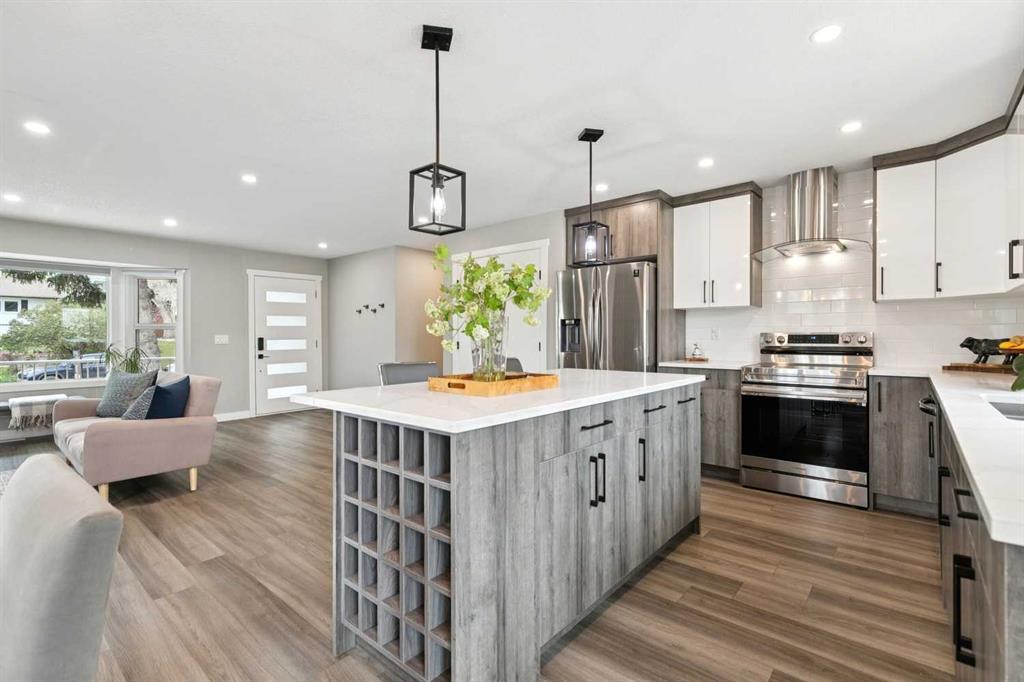 7116 Hunterwood RD NW Calgary Alberta Canada Sale residential LeRoy Wolf Real Estate Professionals Inc., Brokerage*