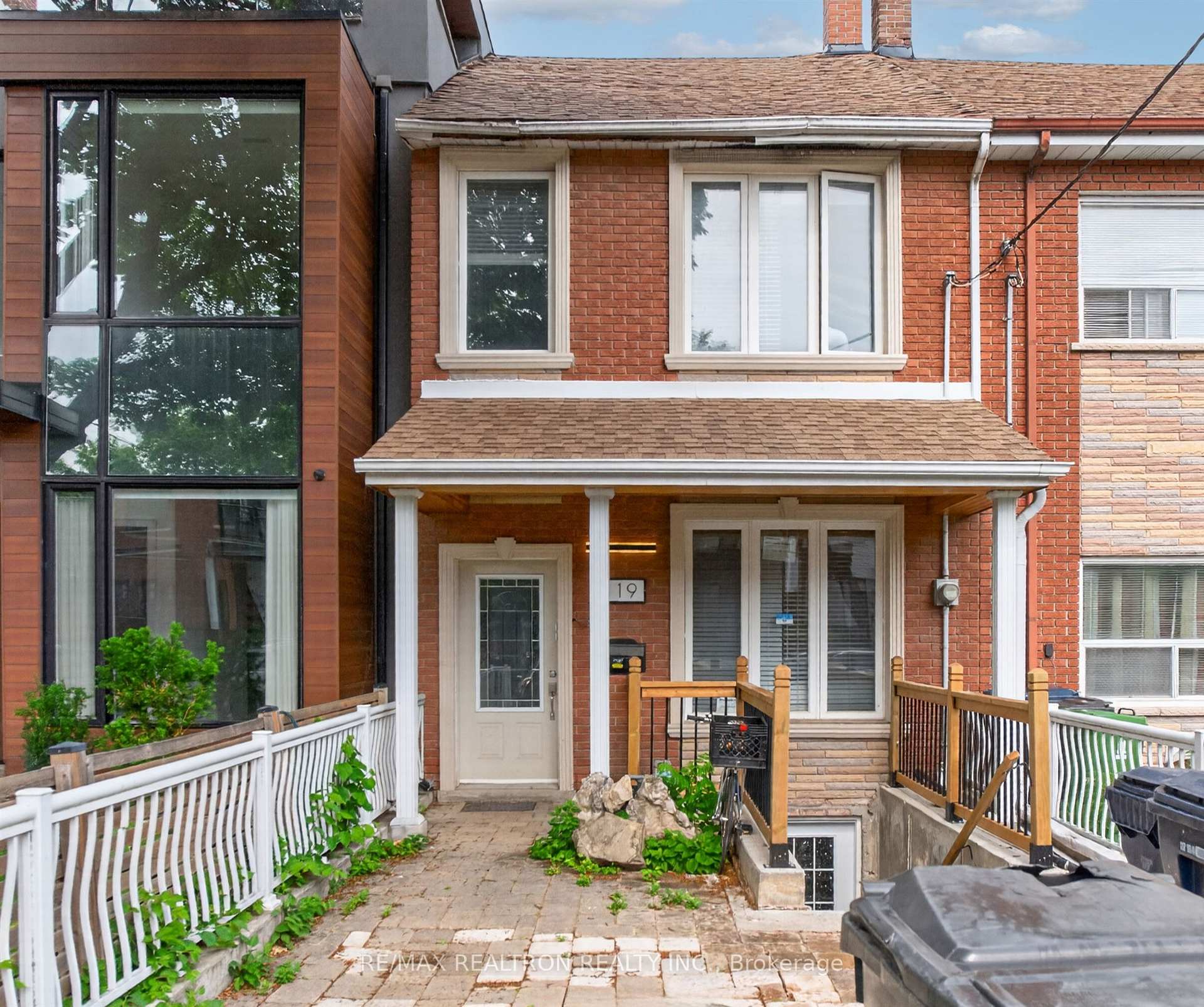 Main Fl - 119 Markham Street Toronto Ontario Canada Rent residential Raman Dua ROYAL LEPAGE FLOWER CITY REALTY