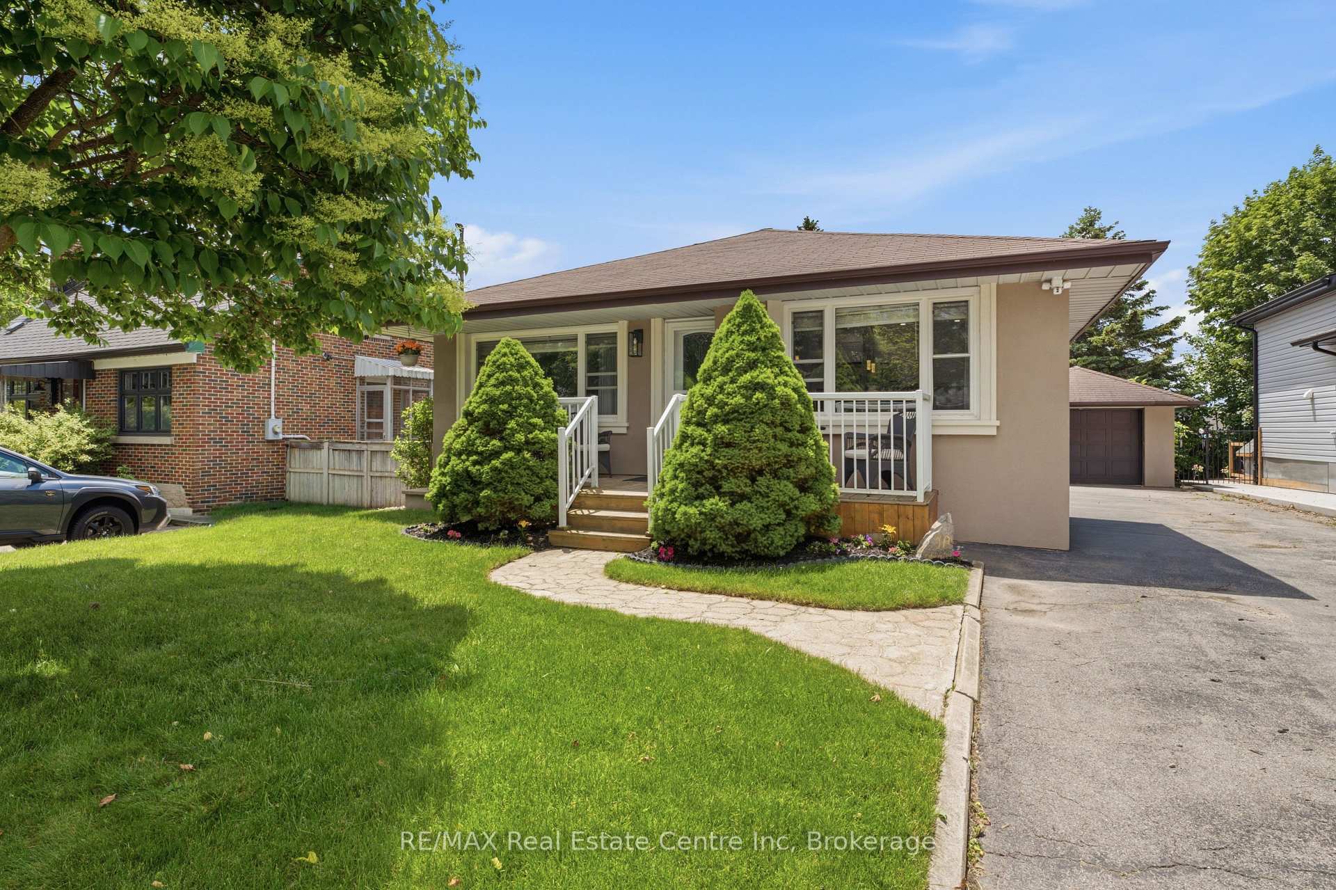 10 Calgary Avenue Guelph Ontario Canada Sale residential Viash Sreemuntoo Starion Realty Inc., Brokerage*