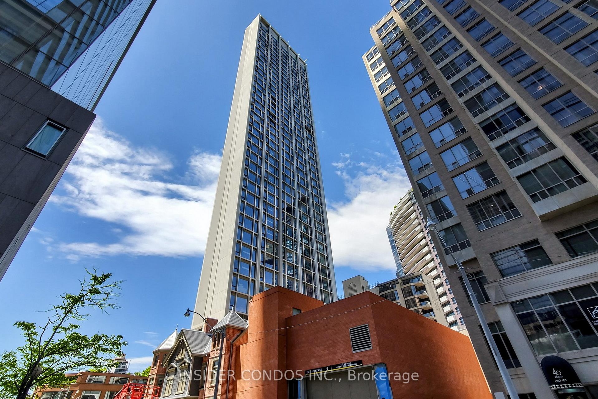 1703 - 1315 Bay Street Toronto Ontario Canada Sale residential Cyrus Lin HomeLife New World Realty Inc., Brokerage*