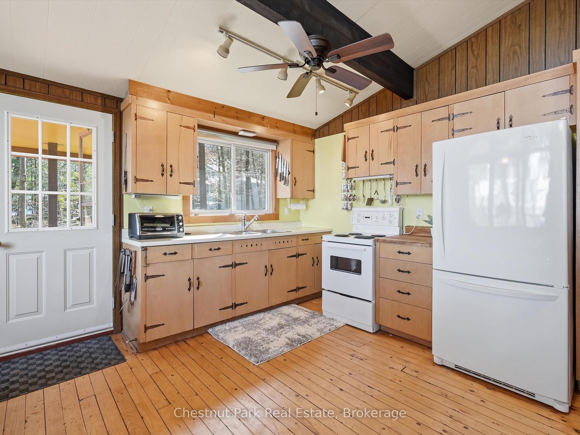 4 Bedroom Single Family Home/House's Image 11