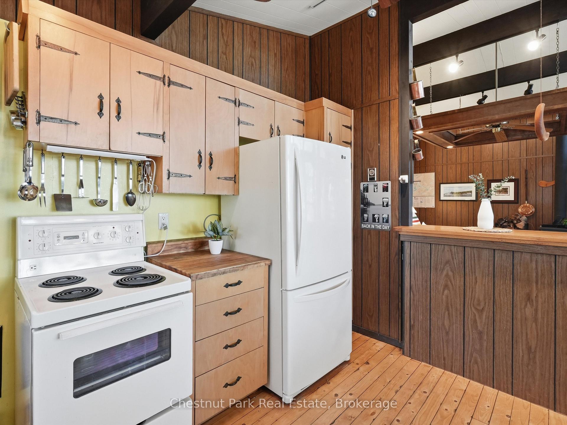 4 Bedroom Single Family Home/House's Image 10