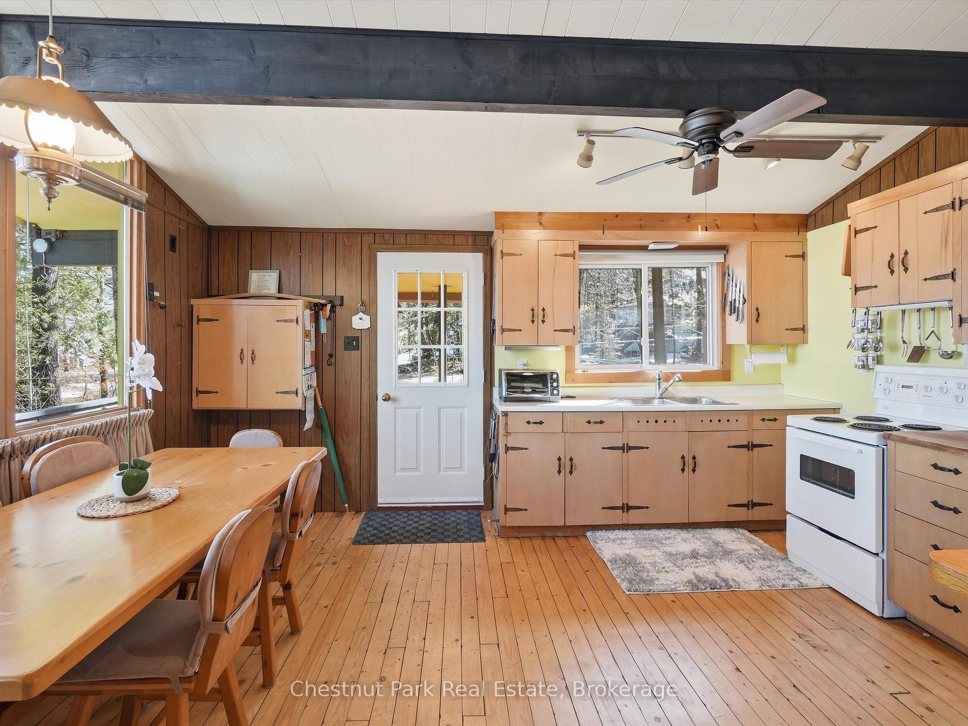 4 Bedroom Single Family Home/House's Image 7