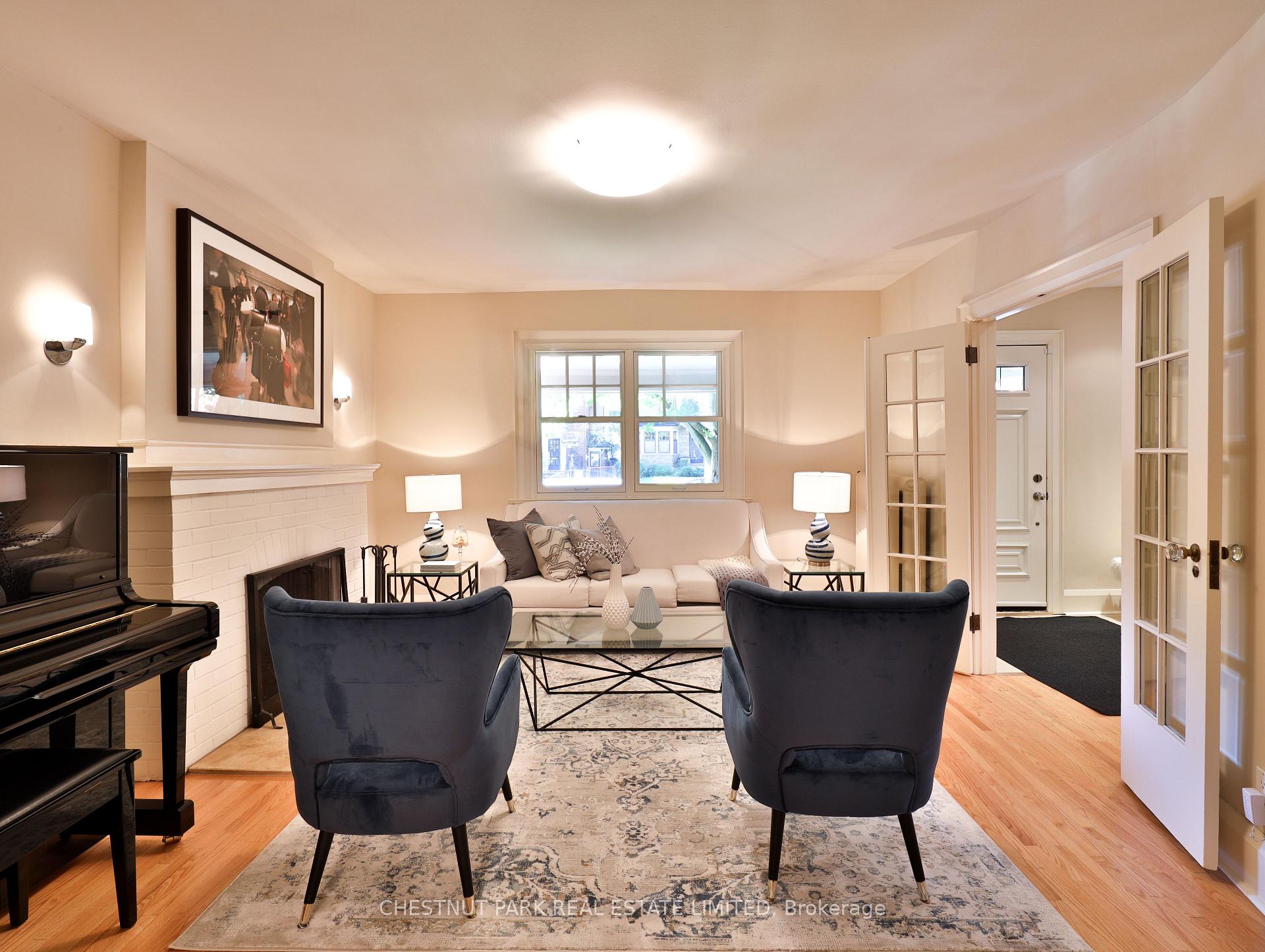 4 Bedroom Single Family Home/House's Image 4