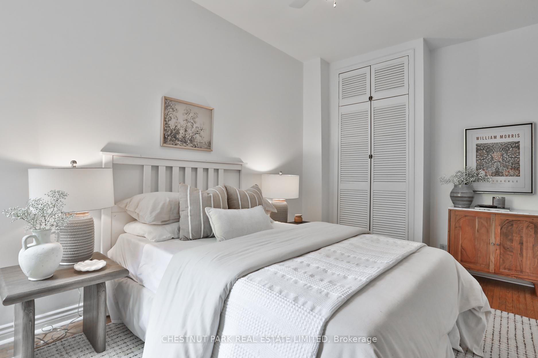 5 Bedroom Single Family Home/House's Image 19