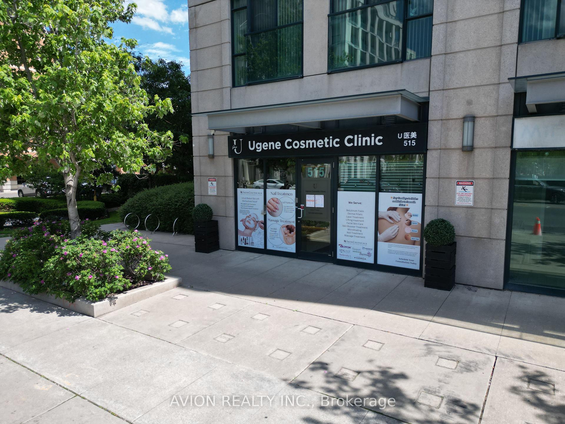 515 Wilson Avenue Toronto Ontario Canada Sale commercial Cyrus Lin HomeLife New World Realty Inc., Brokerage*