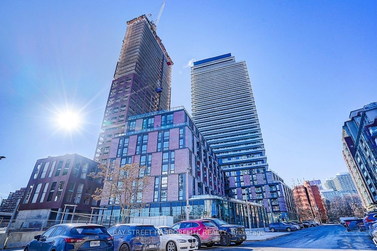 227 - 35 Parliament Street Toronto Ontario Canada Rent residential Example Agent InCom Demo Office