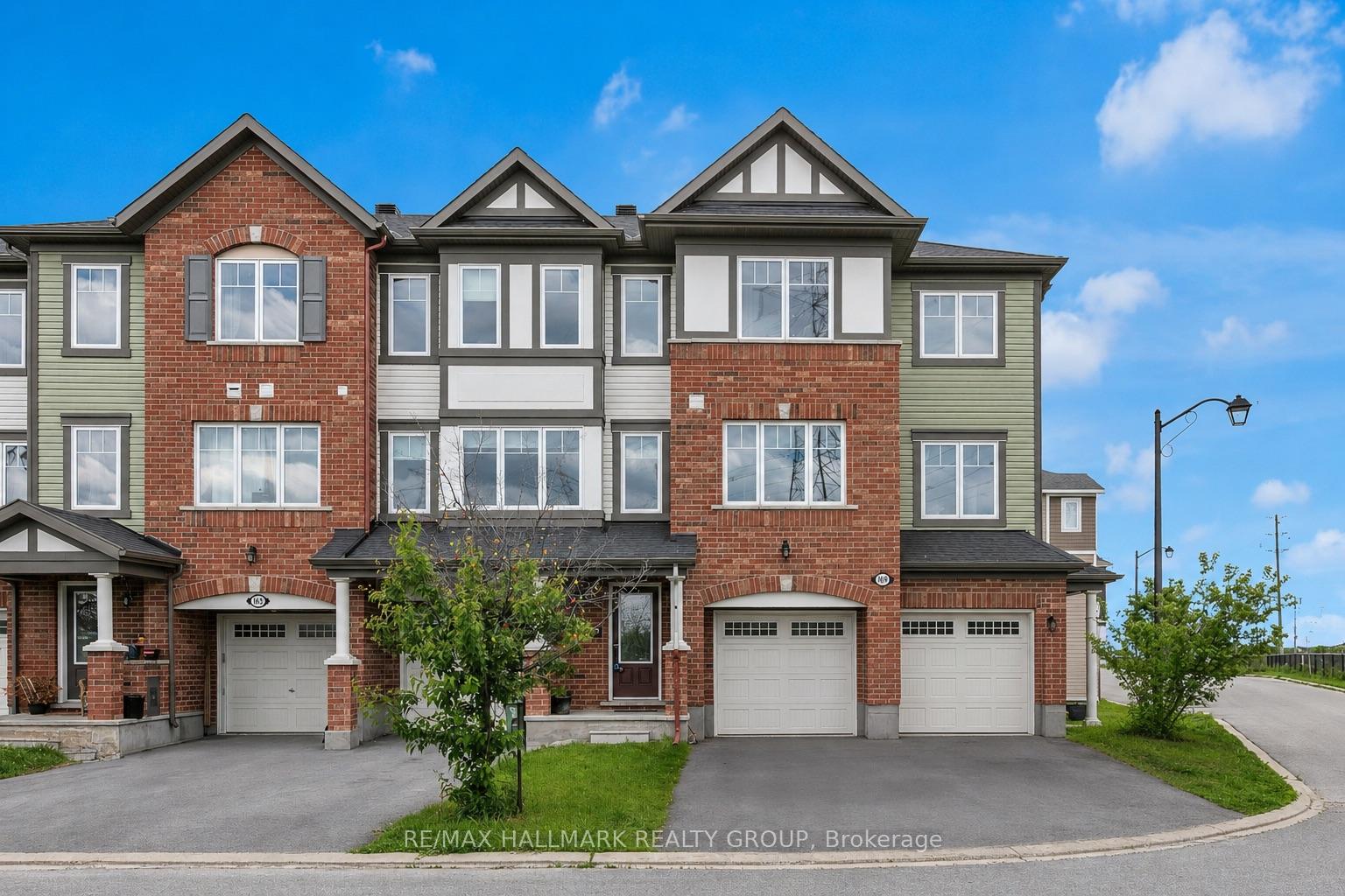 167 Gelderland Private Ottawa Ontario Canada Sale residential Hisham Abdalla Royal Star Realty Inc., Brokerage*