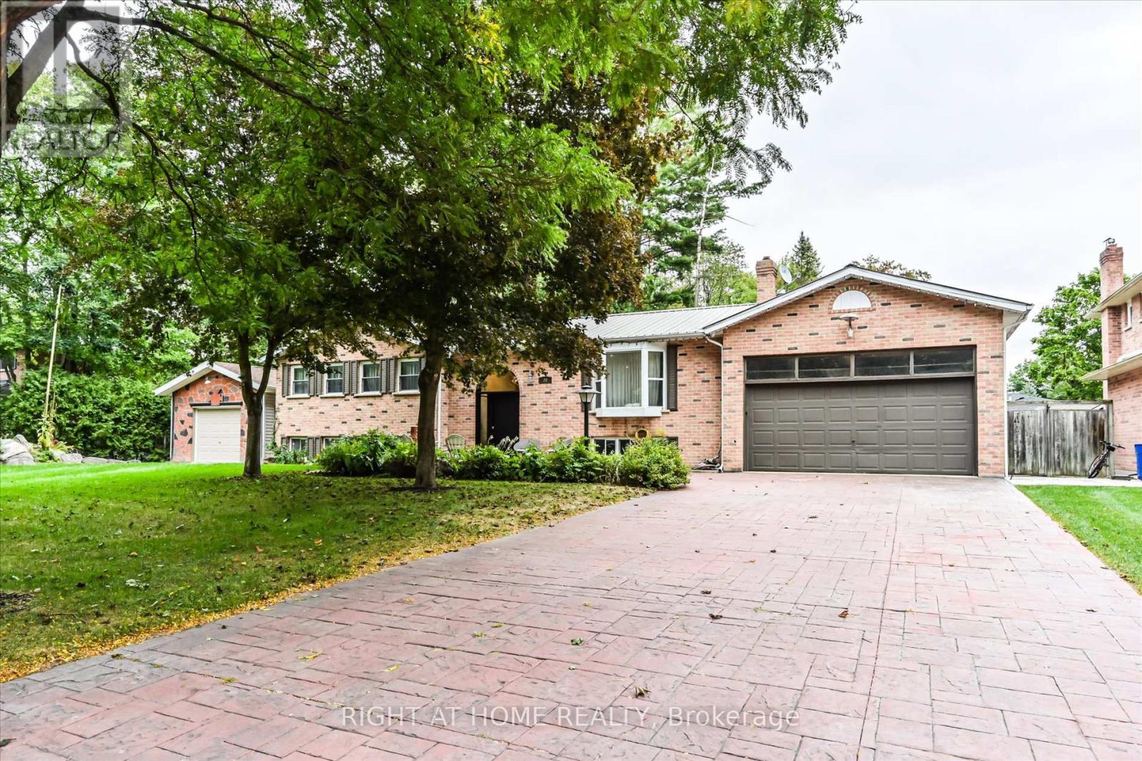 Lower - 30 French Crescent East Gwillimbury Ontario Canada Rent residential Nadia Cawley Right at Home Realty, Brokerage*