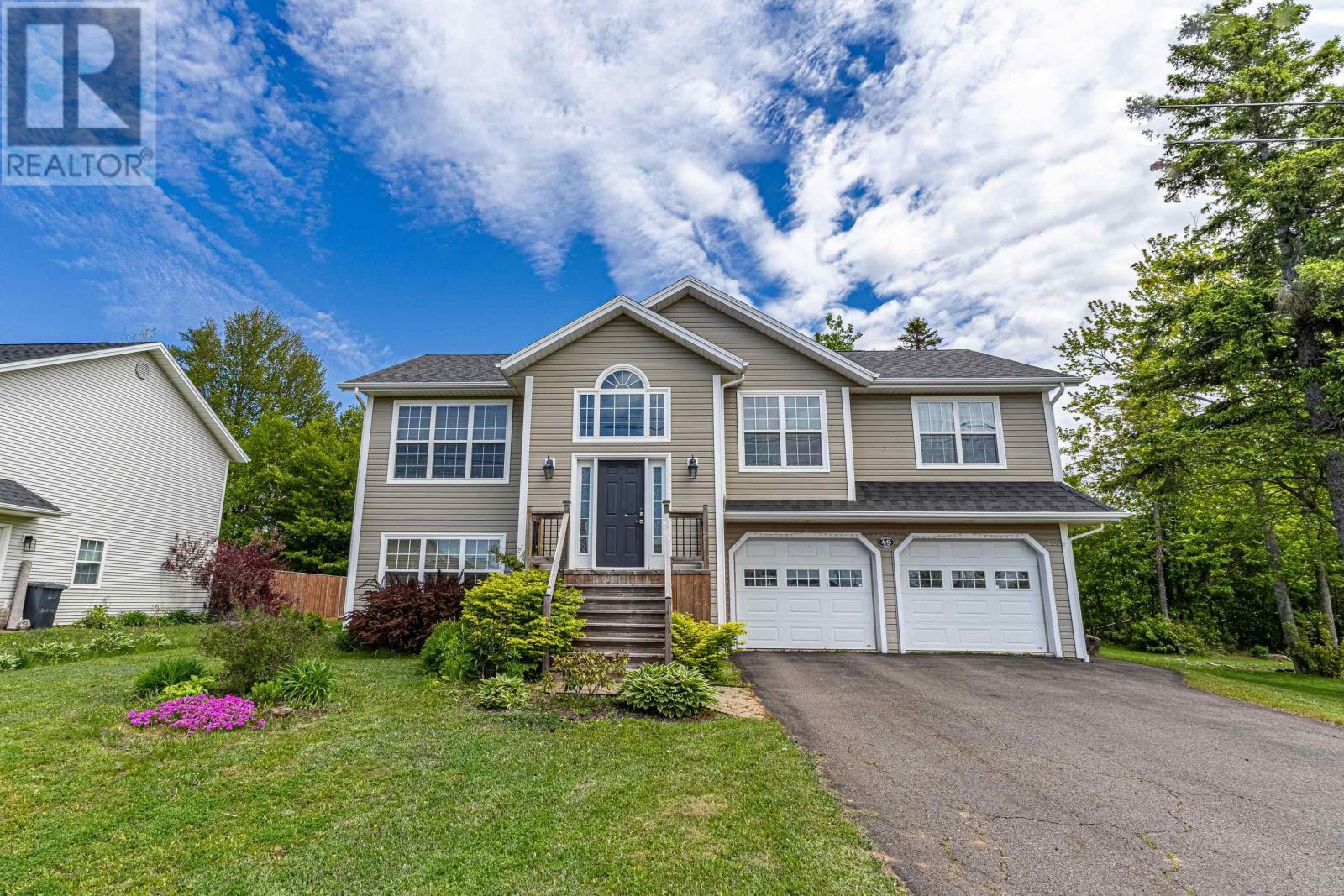 49 PARKWAY Drive Charlottetown Prince Edward Island Canada Sale residential   Keystone Real Estate INC.