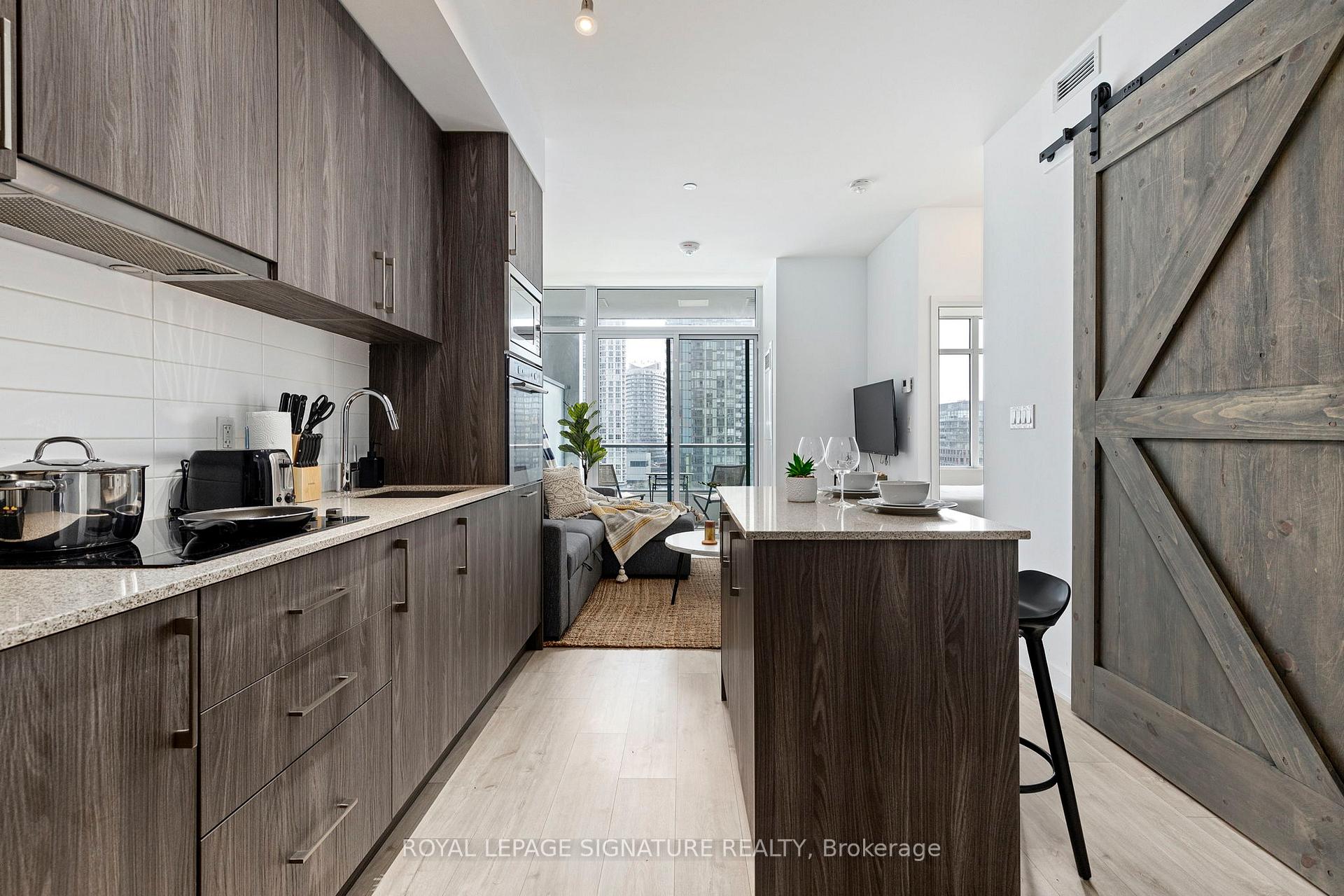 806E - 576 Front Street W Toronto Ontario Canada Rent residential Balvinder (Bally) Dhammu Acro Gold Realty Inc., Brokerage*