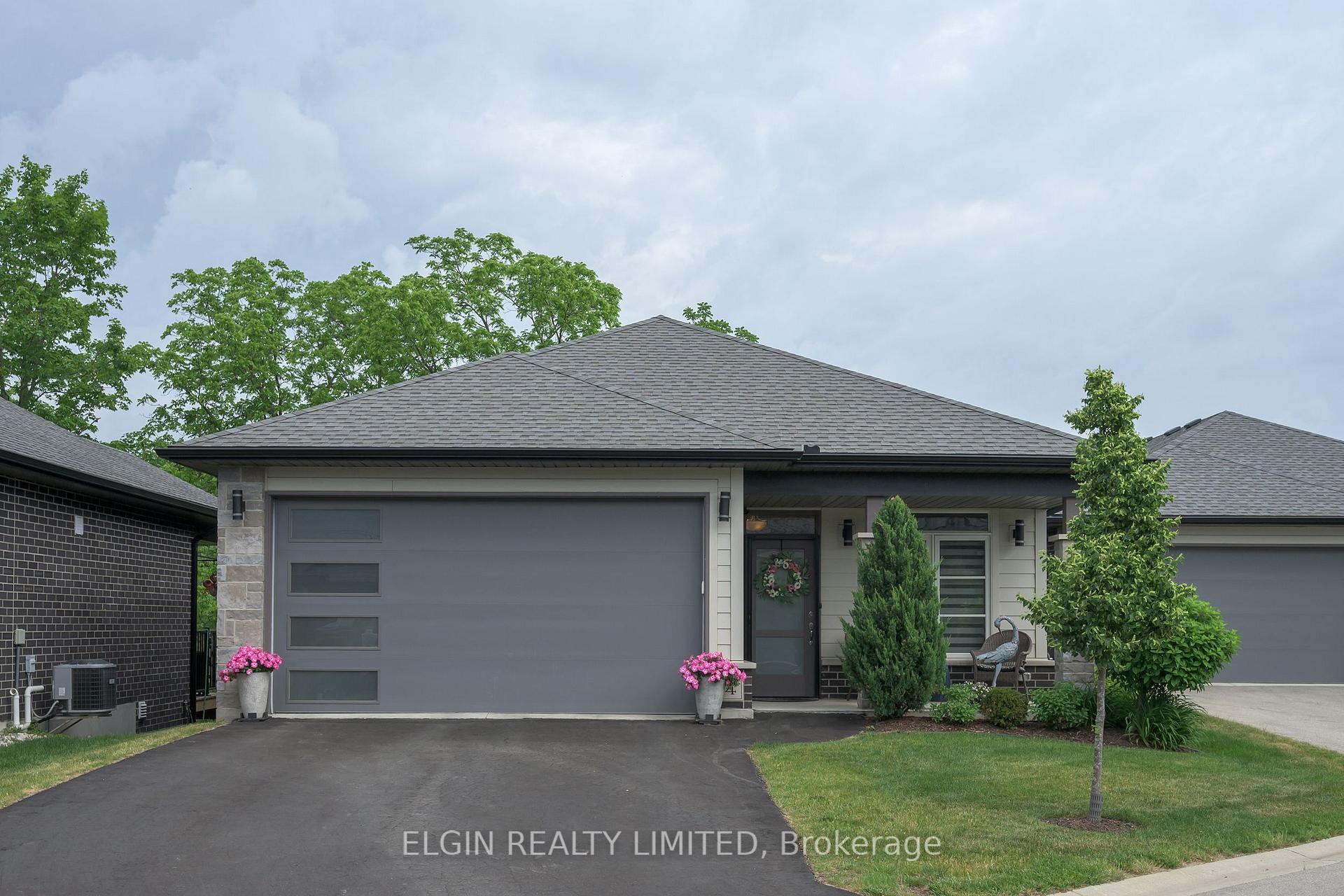 10-4 McPherson Court Central Elgin Ontario Canada Sale residential   Elgin Realty 