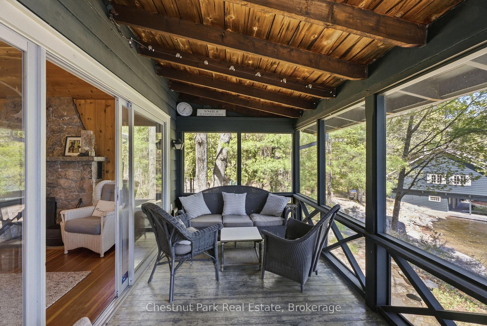9 Bedroom Single Family Home/House's Image 40
