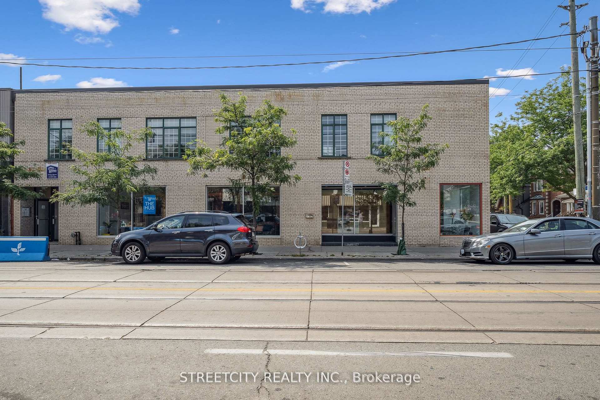 837 Dundas Street W Toronto Ontario Canada Sale commercial   STREETCITY REALTY INC., BROKERAGE*