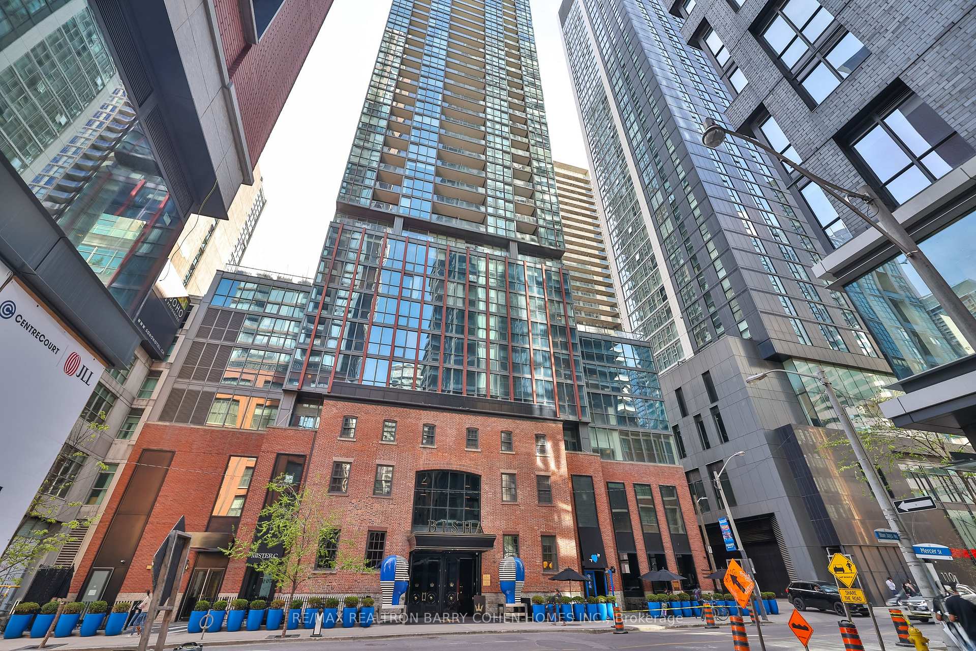Lph4101 - 88 Blue Jays Way Toronto Ontario Canada Rent residential   HomeLife Galaxy Real Estate Ltd. Brokerage