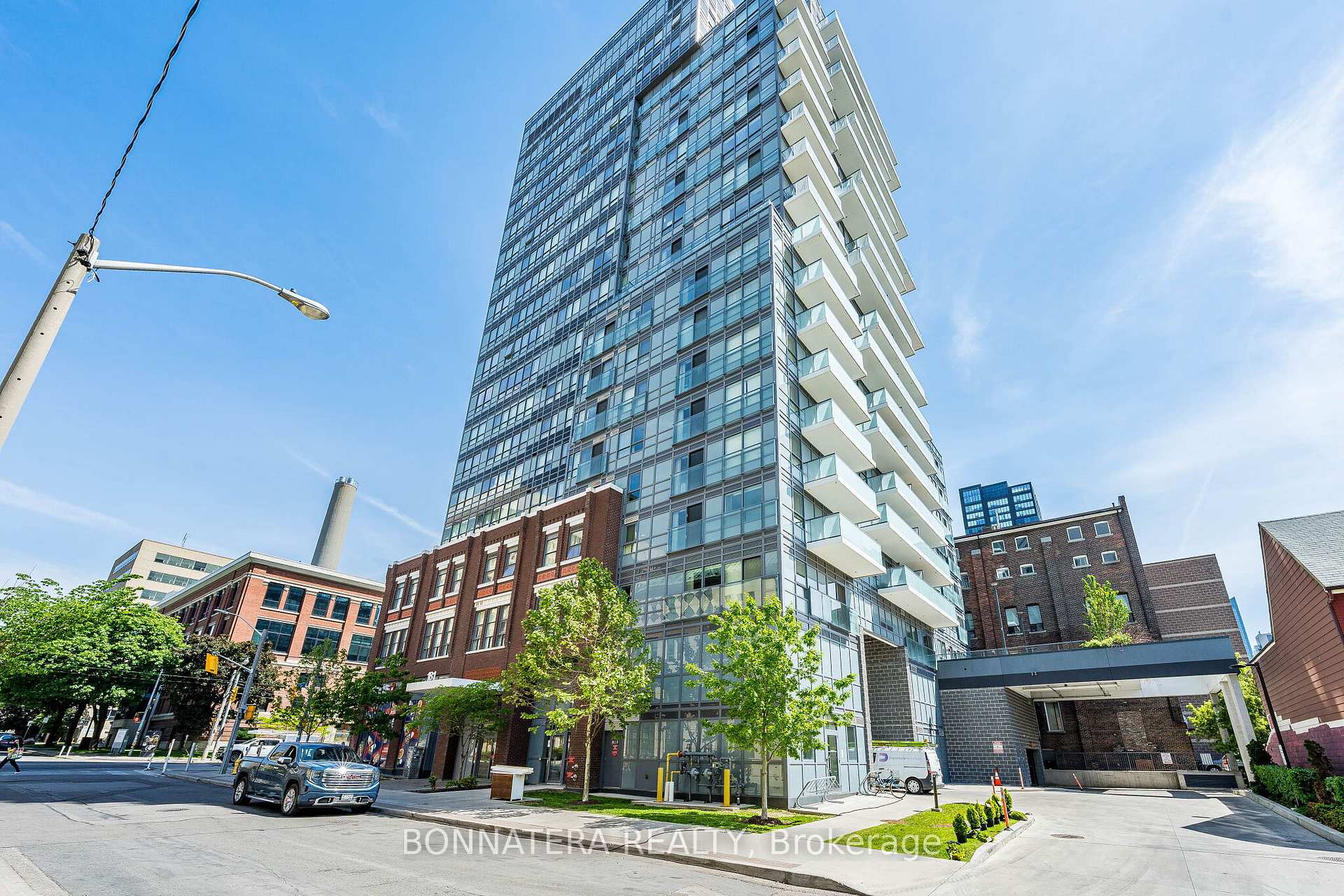 701 - 181 Huron Street Toronto Ontario Canada Sale residential   HomeLife Galaxy Real Estate Ltd. Brokerage