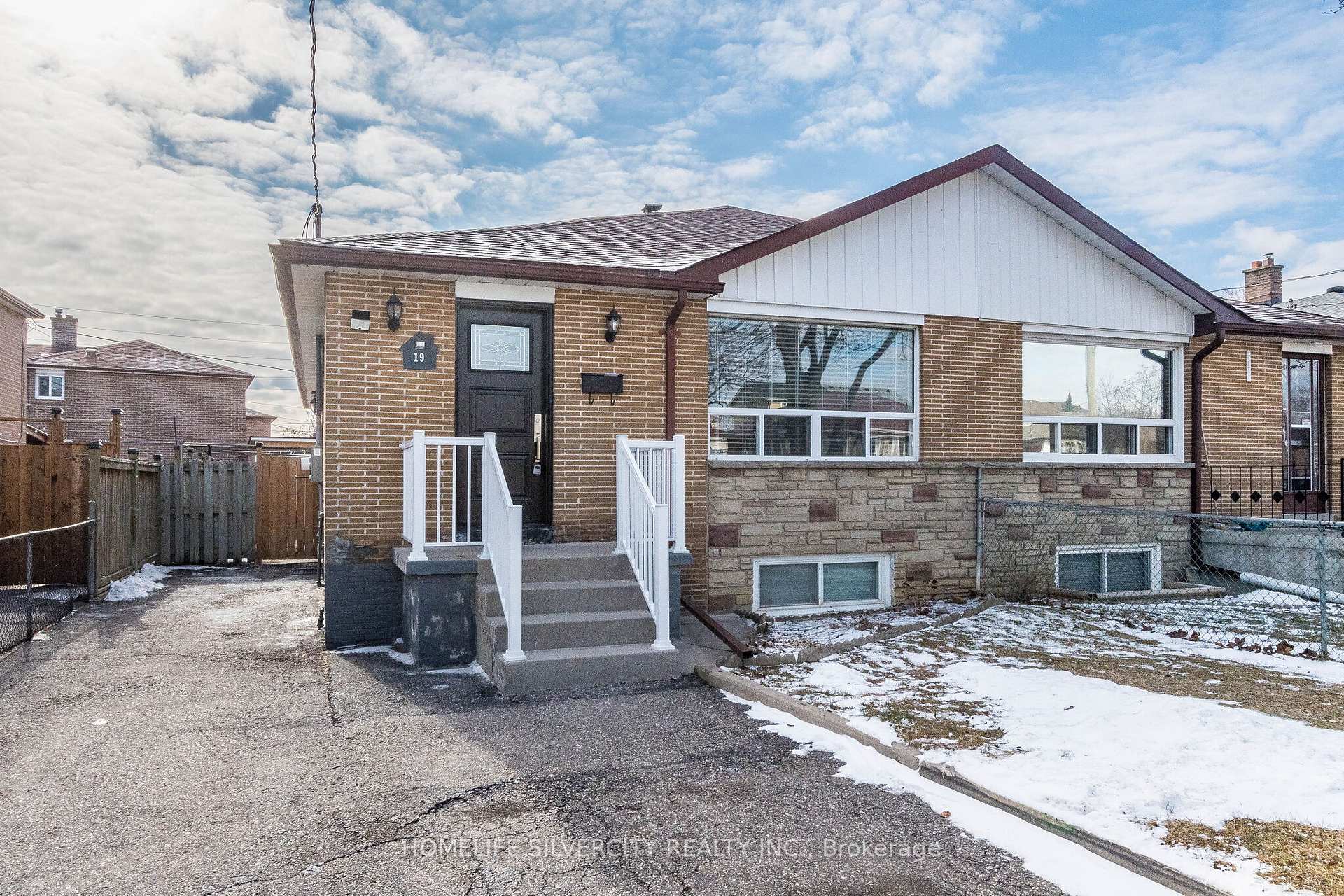 19 Garfield Crescent Brampton Ontario Canada Sold residential Faraz Azam Right at Home Realty, Brokerage*
