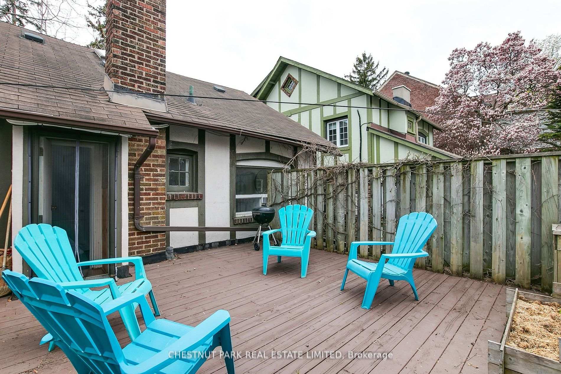 5 Bedroom Single Family Home/House's Image 34