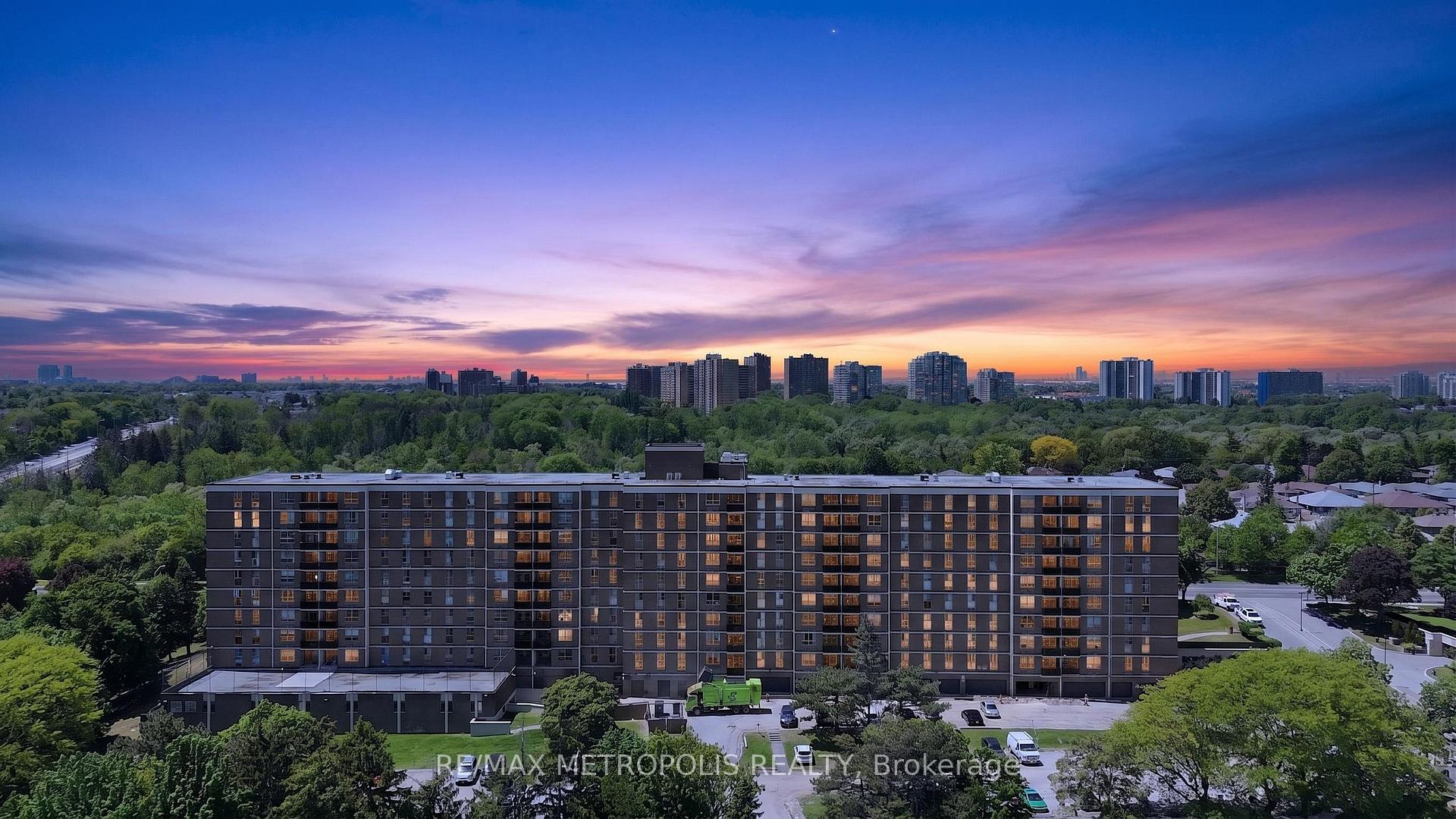 104 - 2825 Islington Avenue Toronto Ontario Canada Sale residential   RE/MAX Metropolis Realty Brokerage*