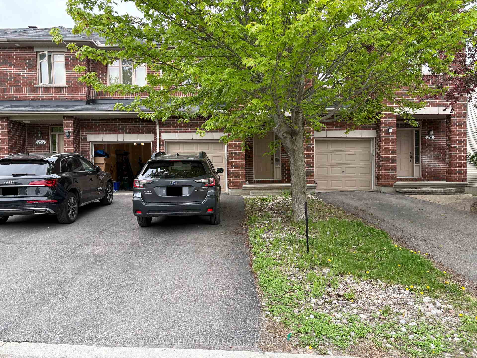 254 BADGELEY Avenue Ottawa Ontario Canada Rented residential   Royal LePage Performance Realty, Brokerage *