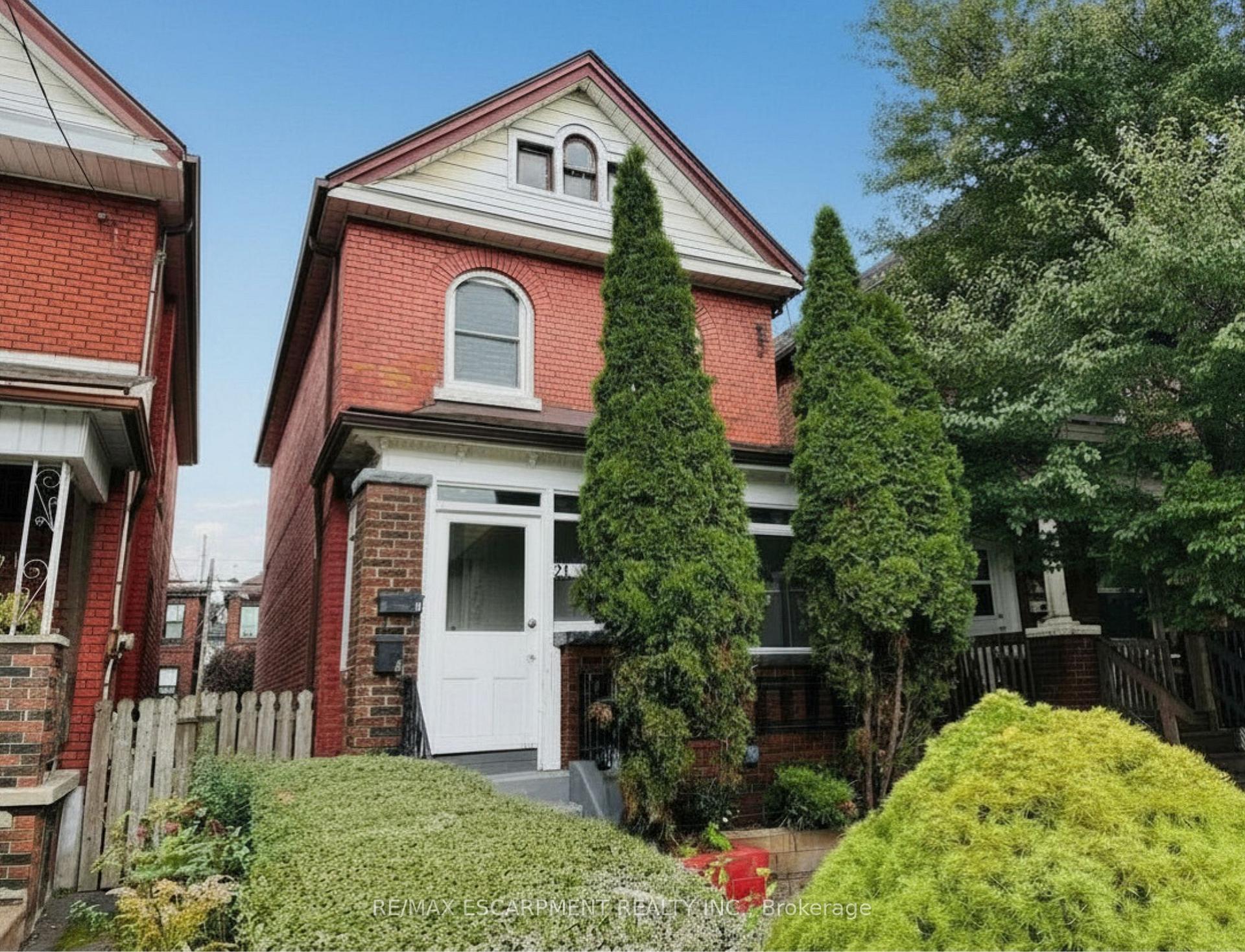 24 Somerset Avenue Hamilton Ontario Canada Sale residential Akash  Gupta Century 21 Heritage Group Ltd. Brokerage*