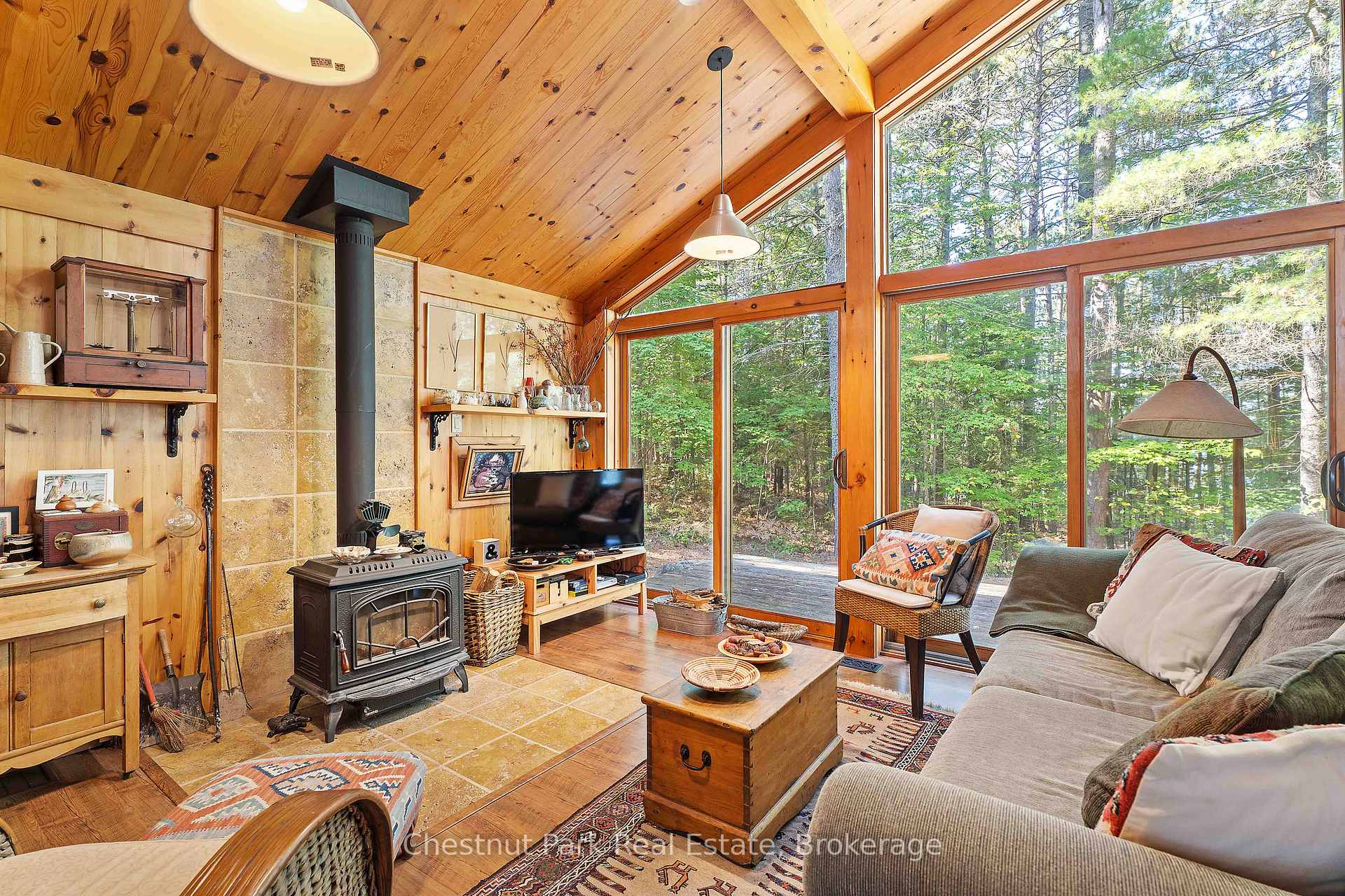 3 Bedroom Single Family Home/House's Image 7