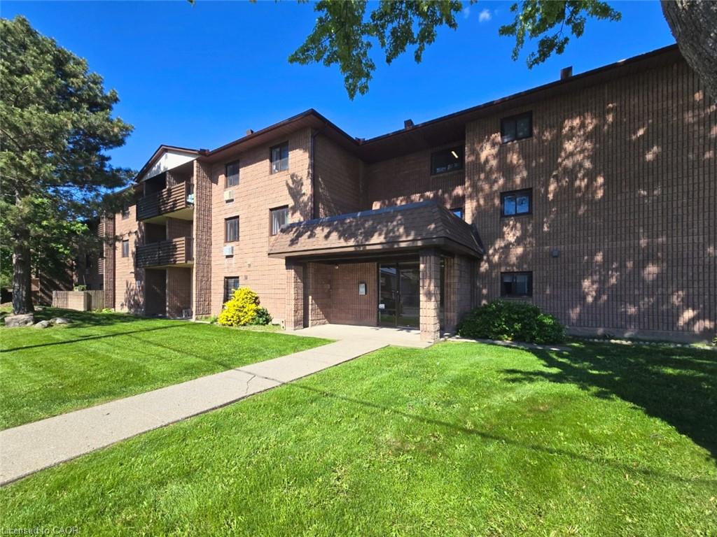 211 - 72 Main Street E Port Colborne Ontario Canada Sale residential Wendy Singh Royal Star Realty Inc., Brokerage*