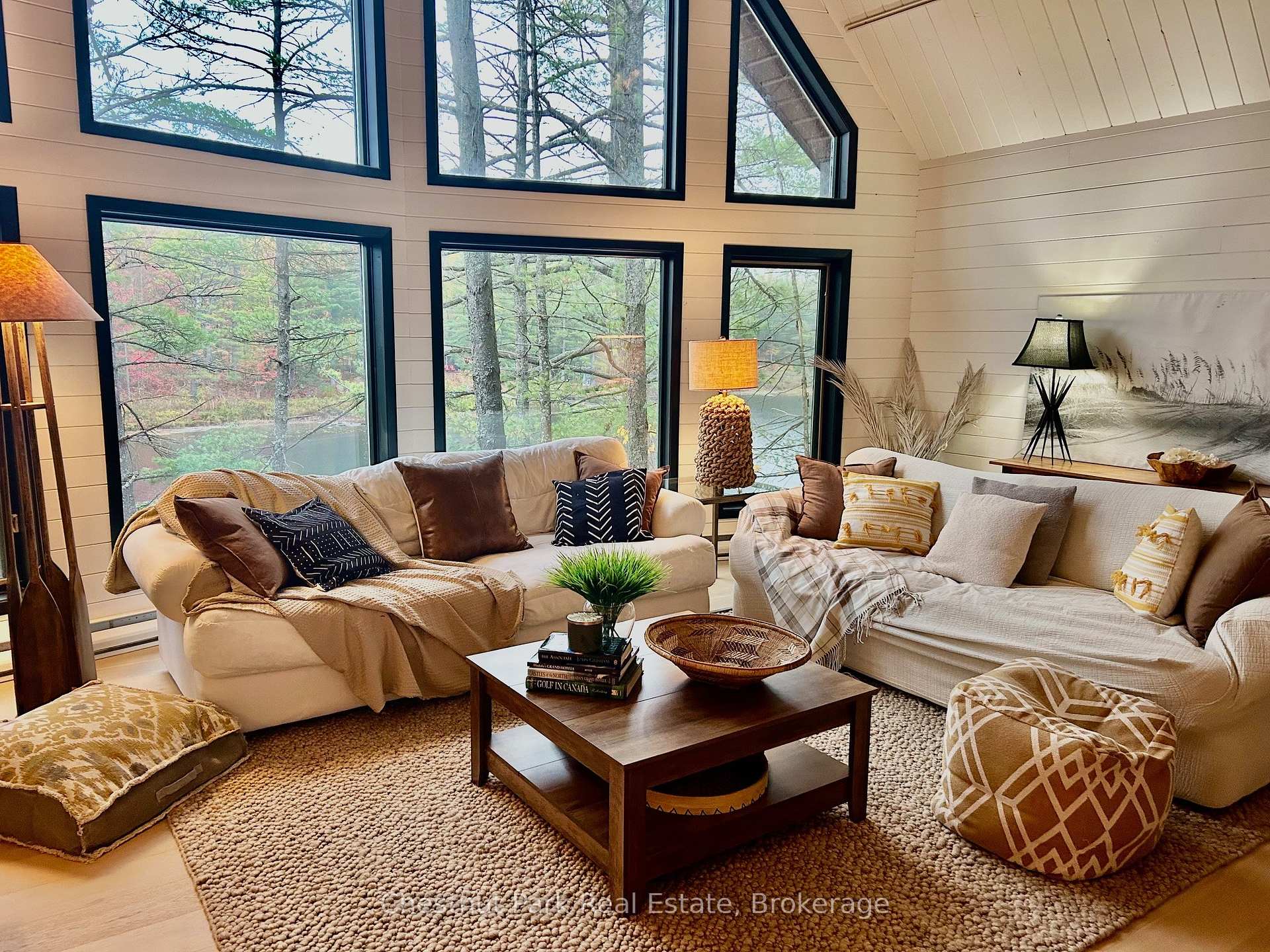 4 Bedroom Single Family Home/House's Image 6