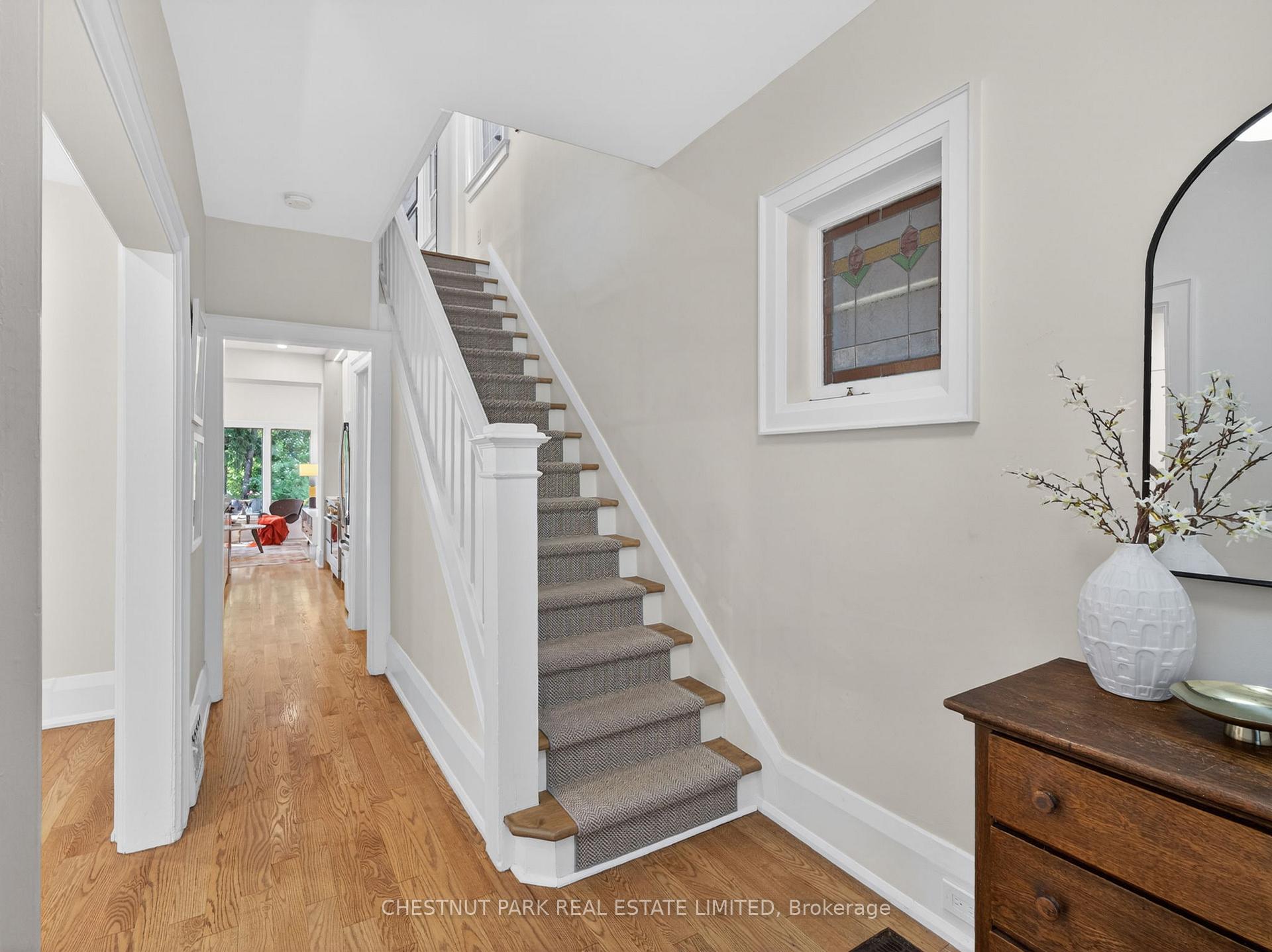 4 Bedroom Single Family Home/House's Image 3