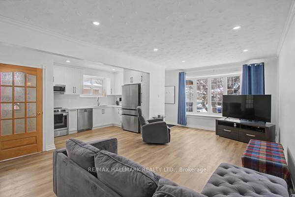 37 Avis Crescent Toronto Ontario Canada Sale residential Ramin Nickpor RE/MAX Hallmark Realty Ltd., Brokerage *