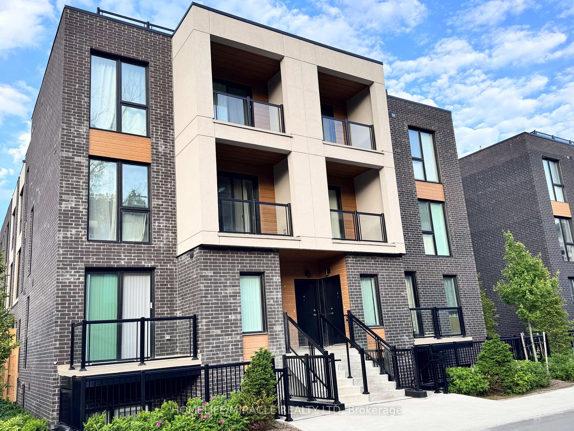 4 - 176 Clonmore Drive Toronto Ontario Canada Rent residential Rajesh Patel HomeLife/Miracle Realty Ltd., Brokerage *