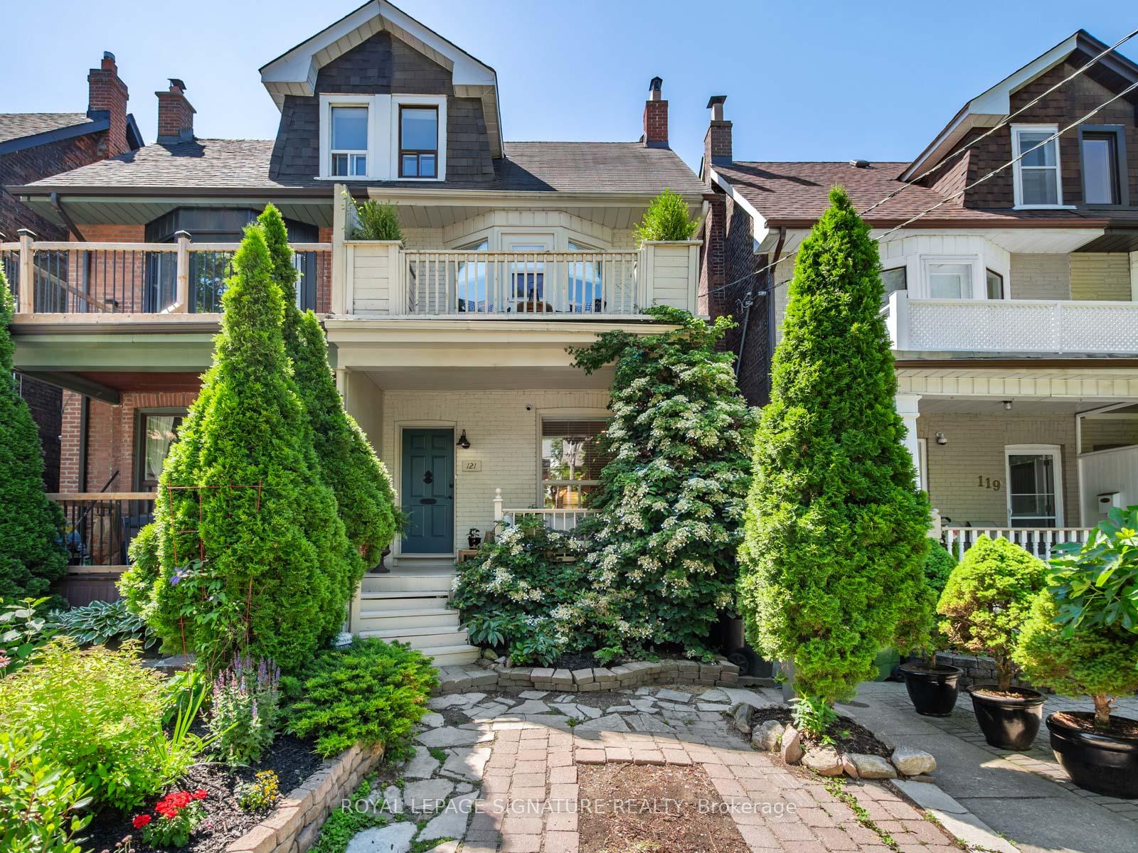 121 Ivy Avenue Toronto Ontario Canada Sale residential Allan Todd RE/MAX Real Estate Centre Inc., Brokerage*