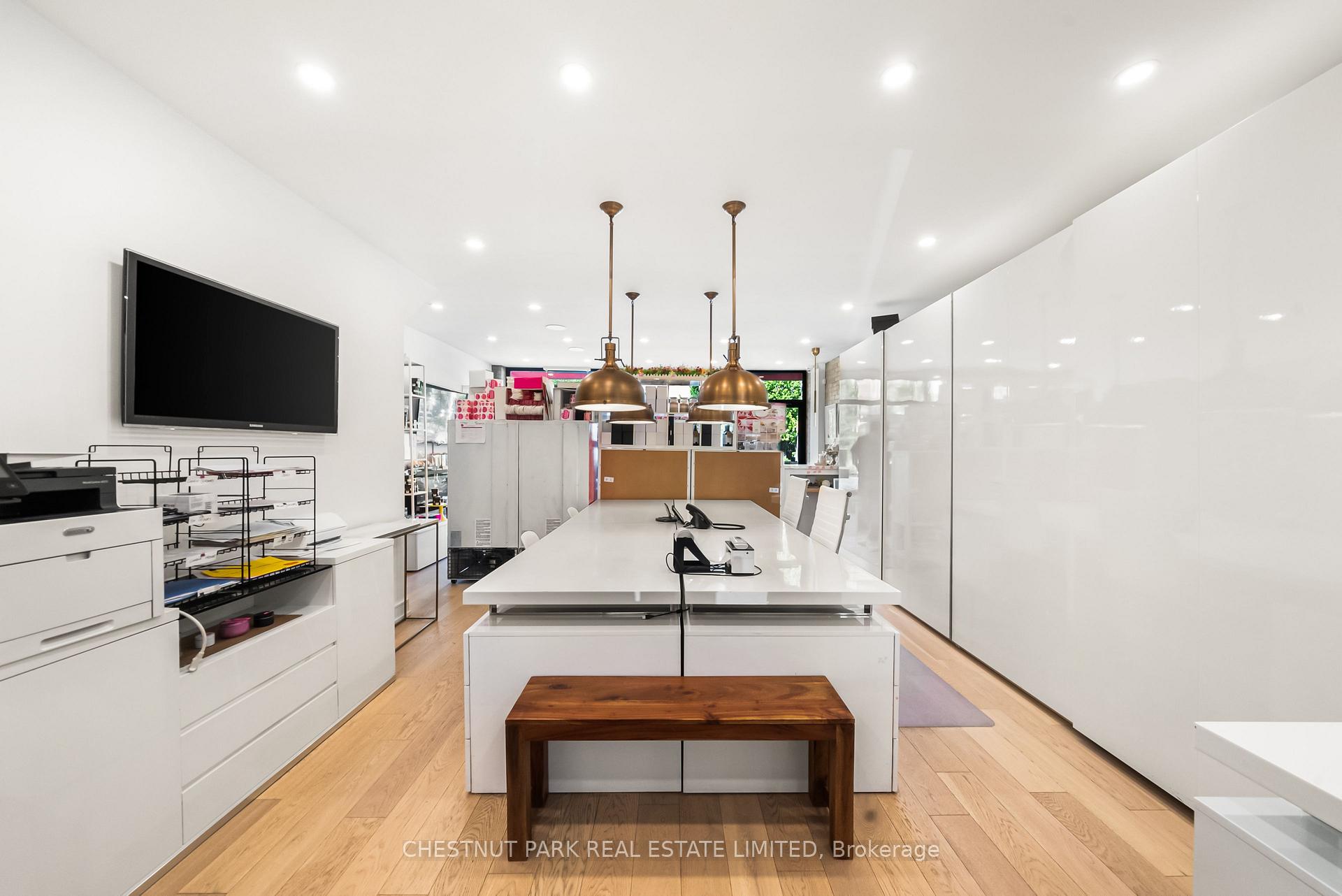 2 Bedroom Other's Image 6