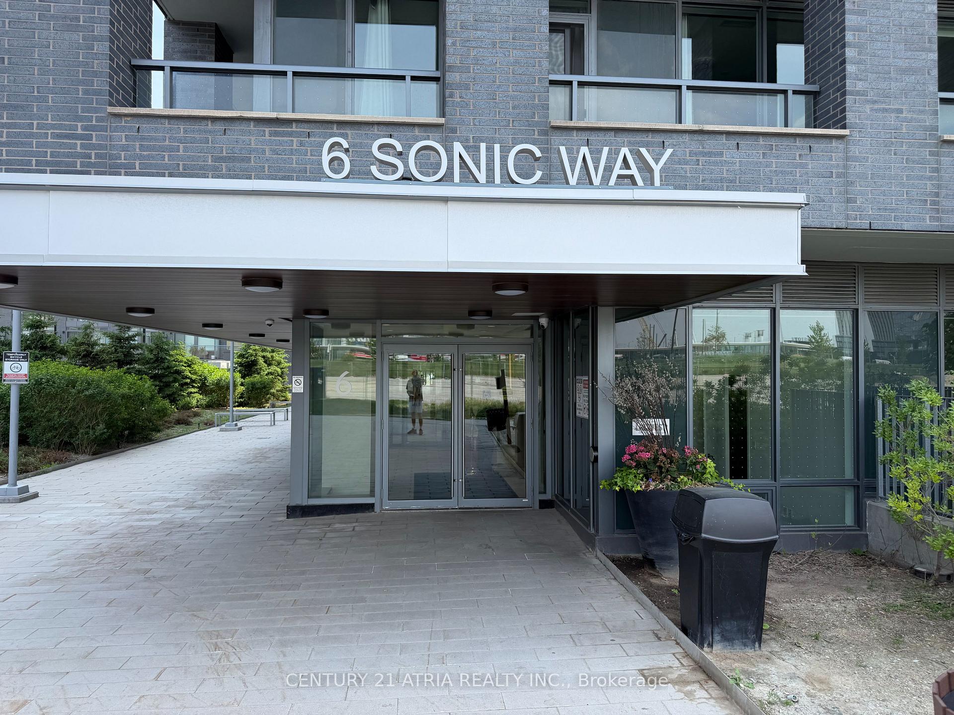 2901 - 6 Sonic Way Toronto Ontario Canada Rent residential East York Homes and Condos Real Estate Homeward, Brokerage*