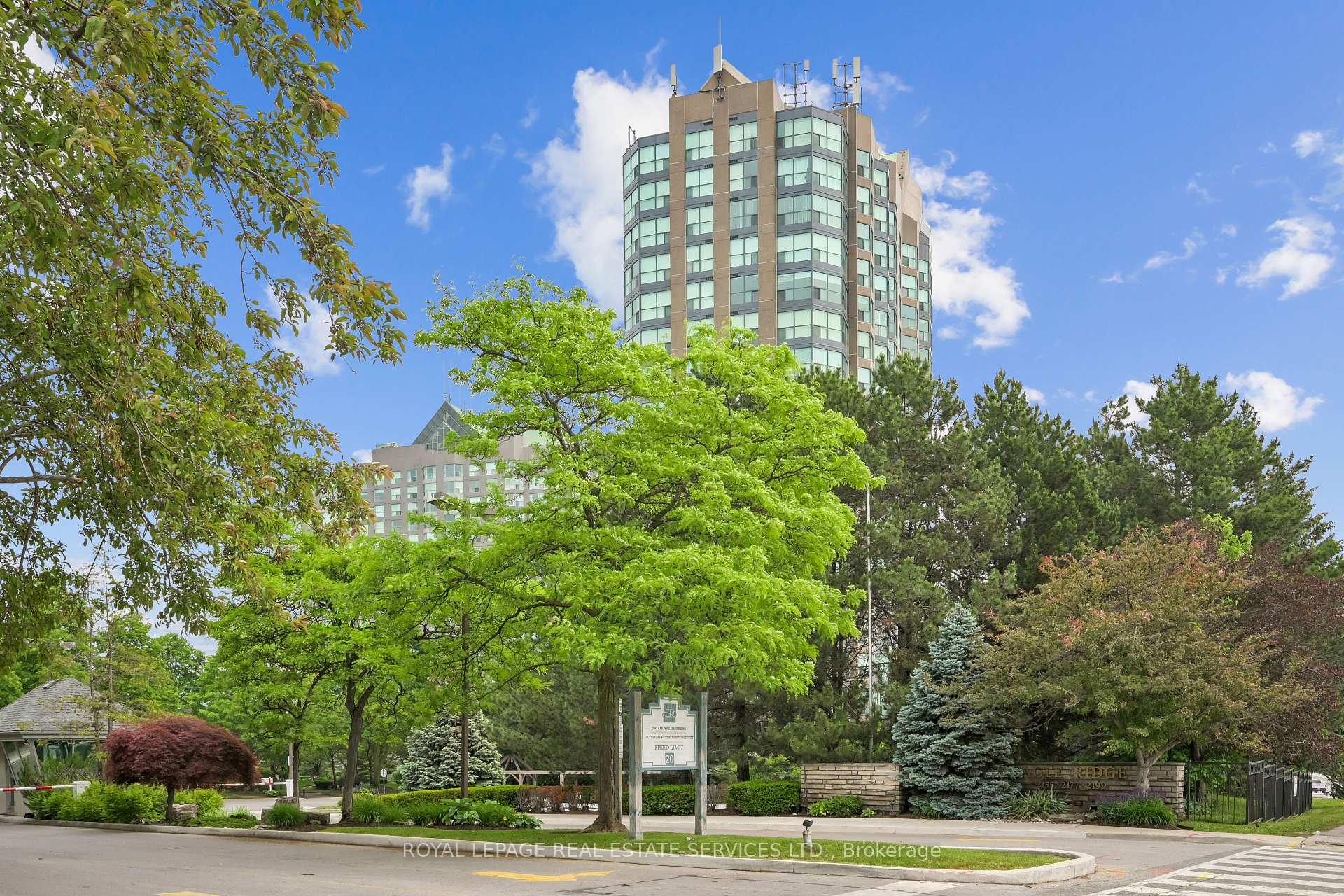 1211 - 2155 Burnhamthorpe Road Mississauga Ontario Canada Sale residential Cathy May ROYAL LEPAGE REAL ESTATE SERVICES LTD. Brokerage*