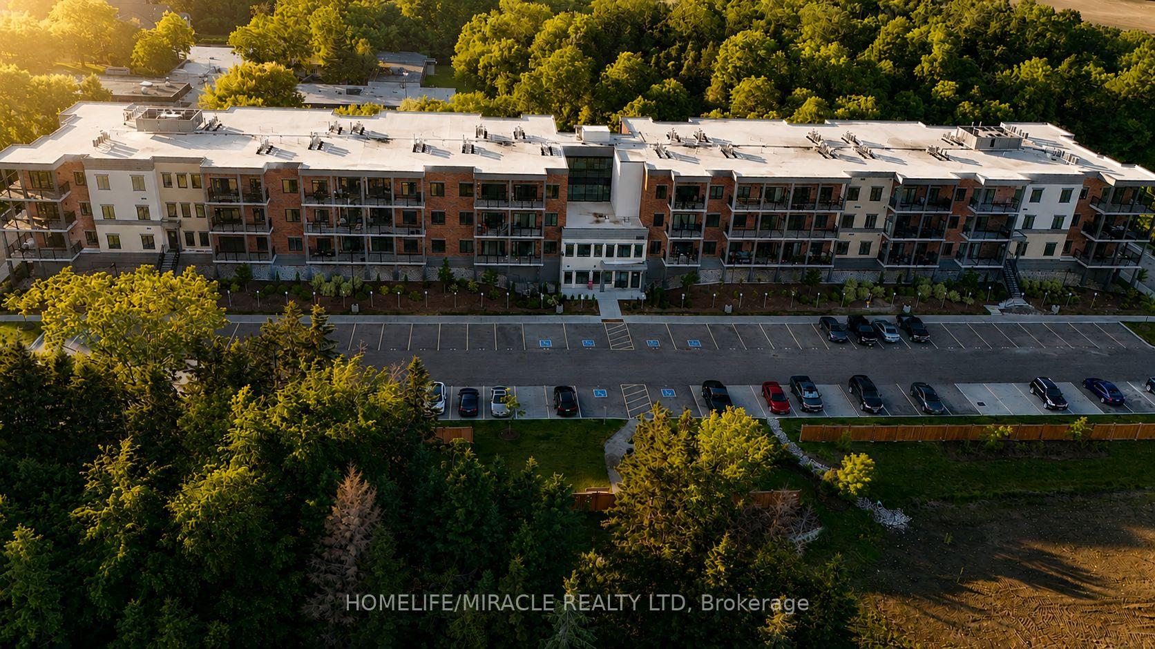 322 - 121 Mary Street Clearview Ontario Canada Sale residential Rajesh Patel HomeLife/Miracle Realty Ltd., Brokerage *
