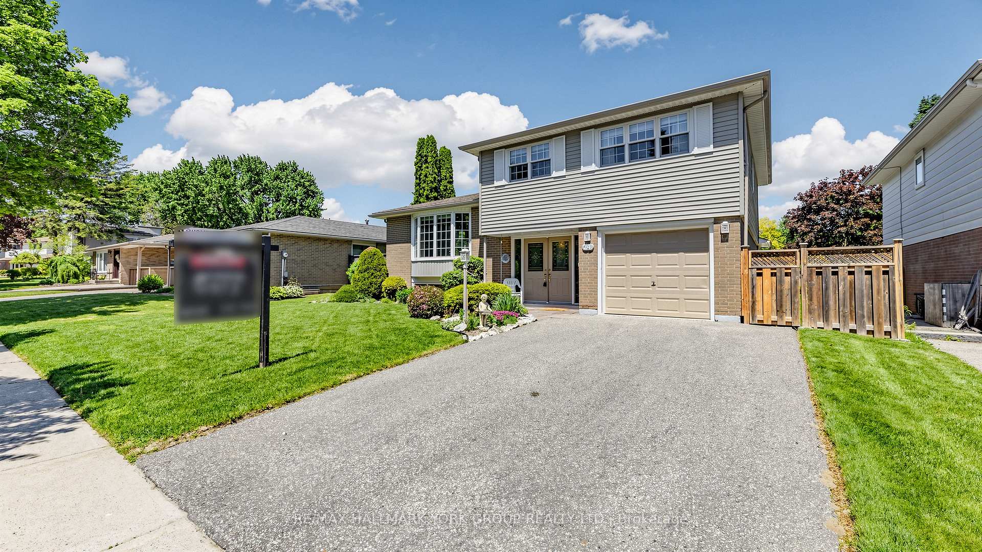 24 Devins Drive Aurora Ontario Canada Sold residential Reza Bahmani RE/MAX Hallmark York Group Realty Ltd., Brokerage