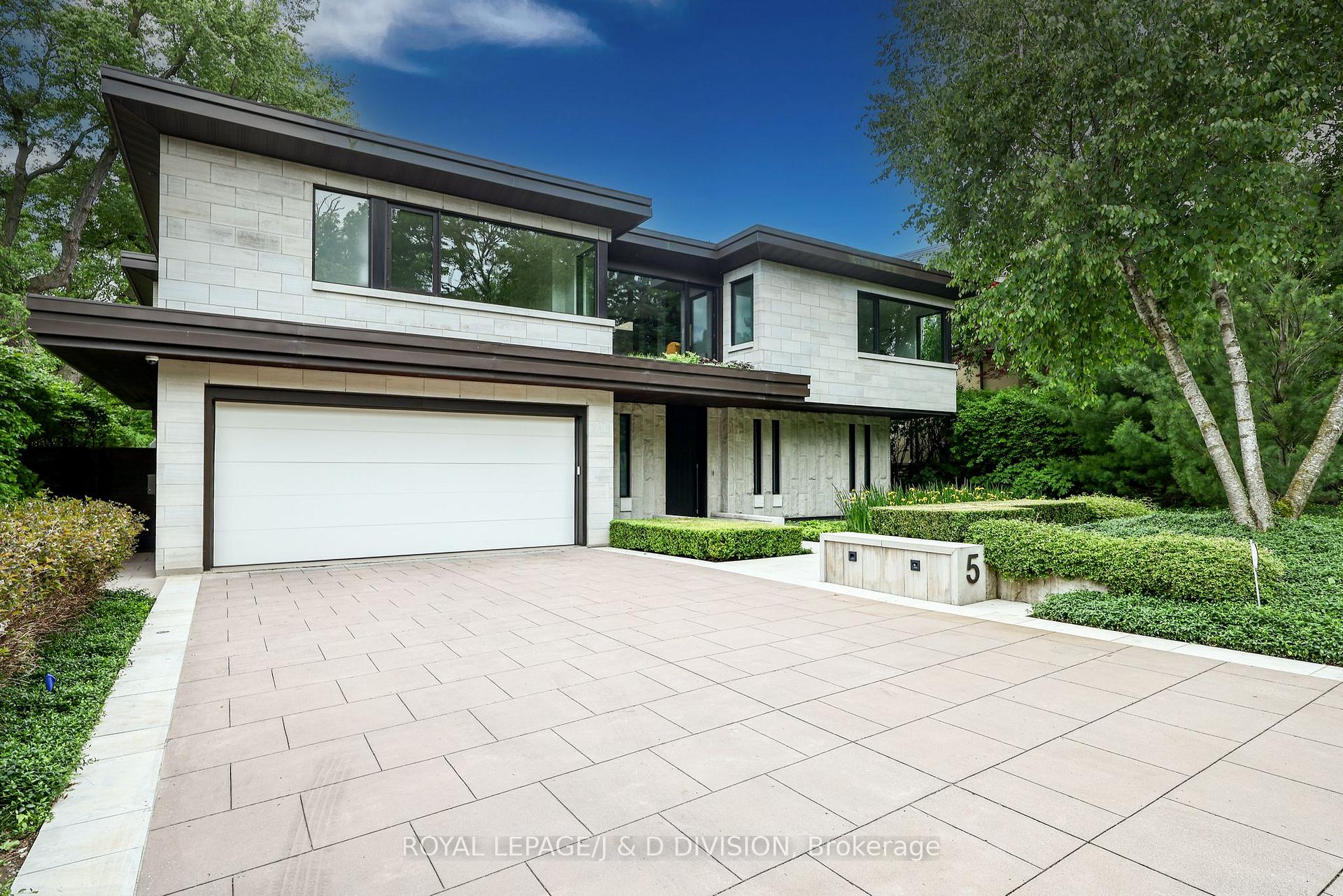 5 Brookfield Road Toronto Ontario Canada Sale residential   BOYAL REALTY GROUP LTD. Brokerage*