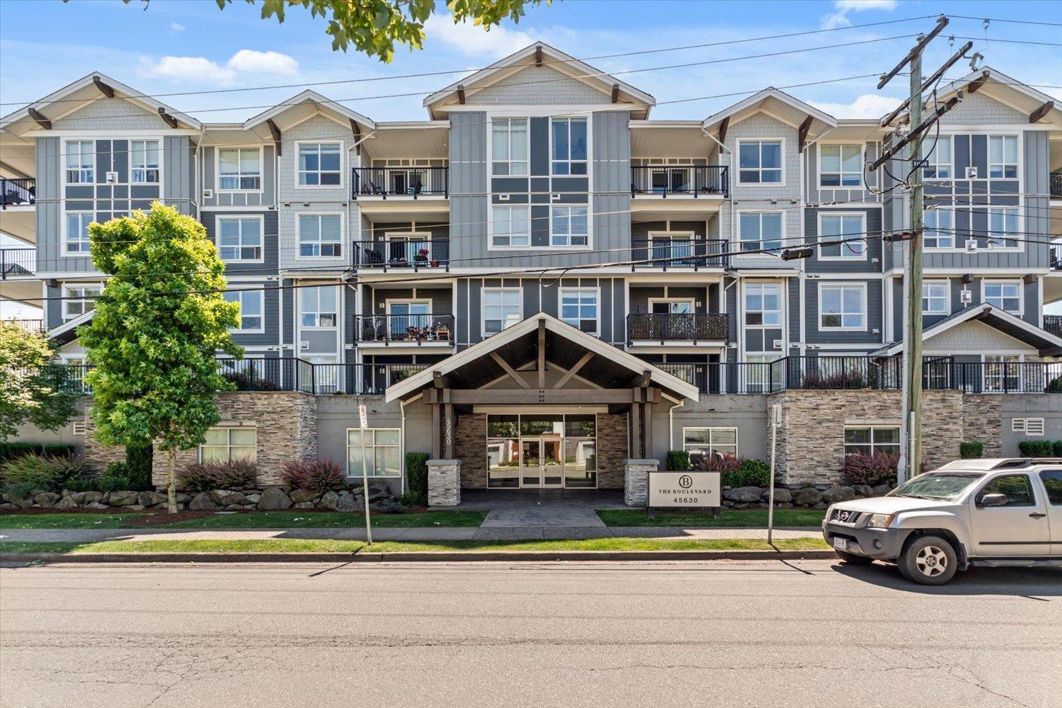 104 45630 SPADINA AVENUE|Chilliw Chilliwack British Columbia Canada Sale residential Gary Gaba Pathway Executives Realty Inc.