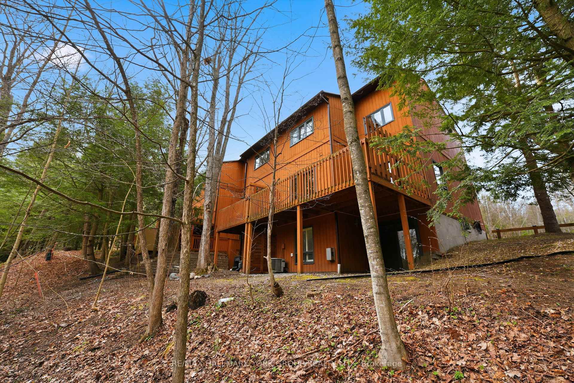 1 - 115 Southbank Drive Bracebridge Ontario Canada Sale residential Michael Mealia RE/MAX Hallmark York Group Realty Ltd., Brokerage