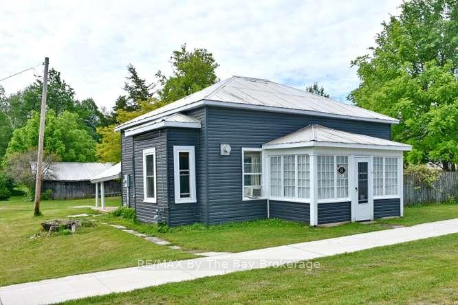 11 Edward Street W Clearview Ontario Canada Sale residential Leo Weel RE/MAX Four Seasons Realty Ltd., Brokerage*