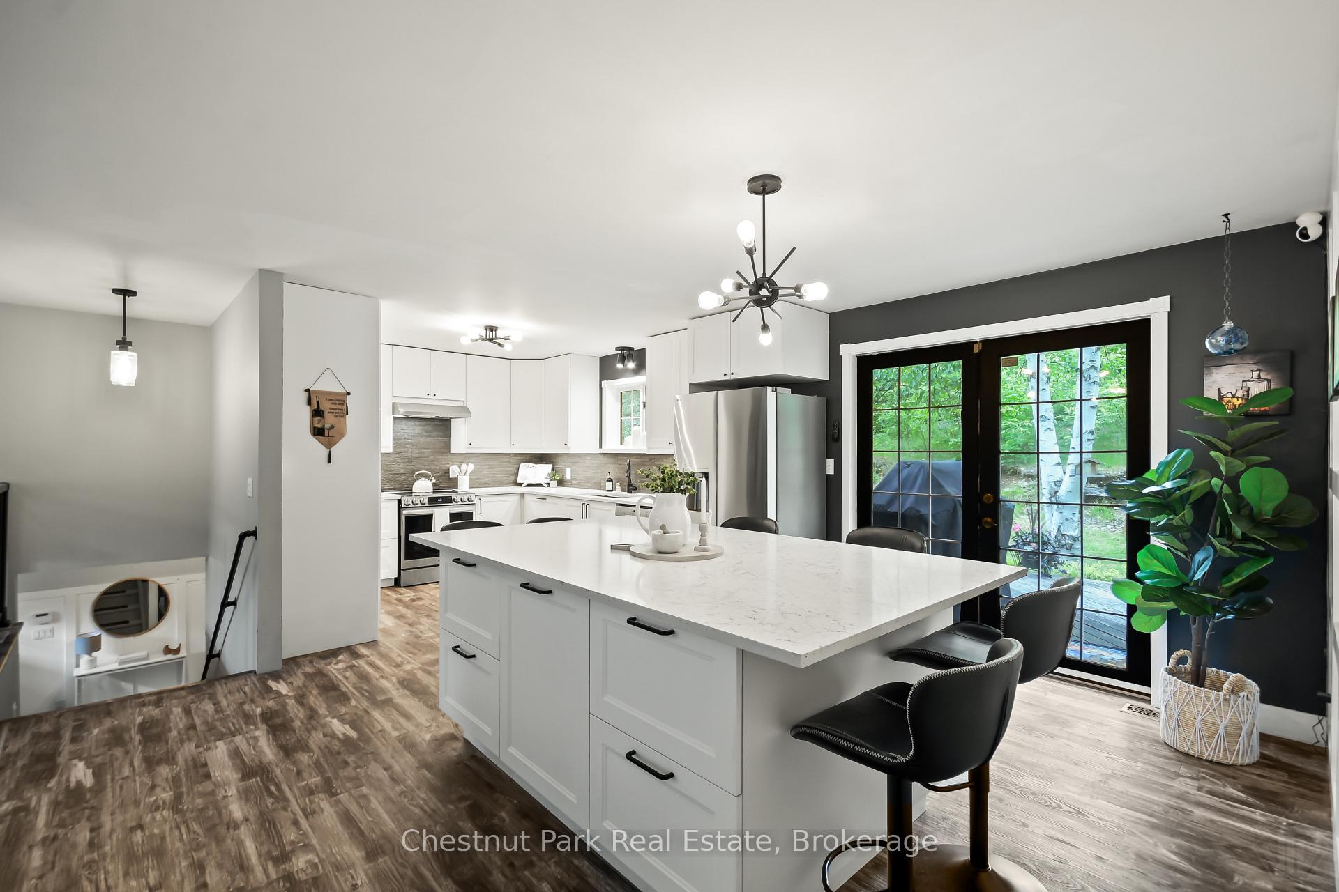4 Bedroom Other's Image 6