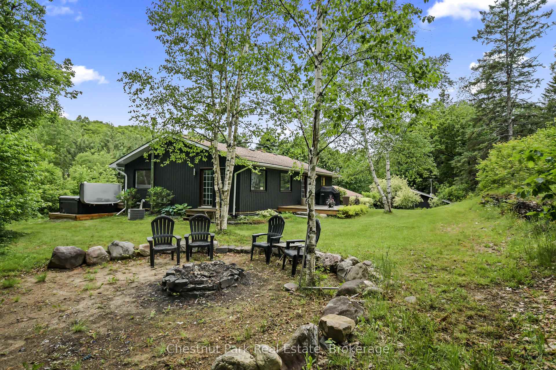 4 Bedroom Other's Image 9