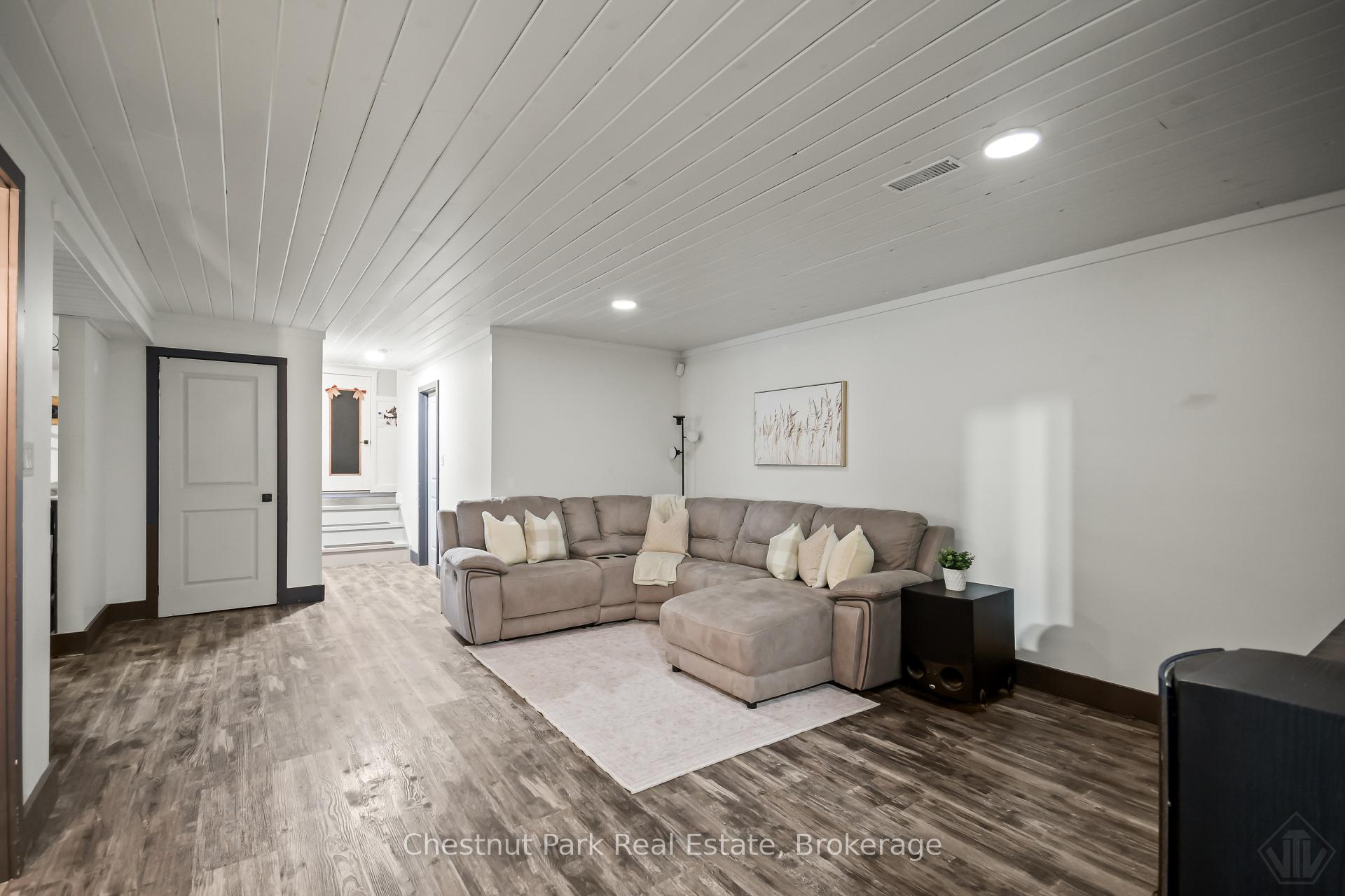 4 Bedroom Other's Image 30