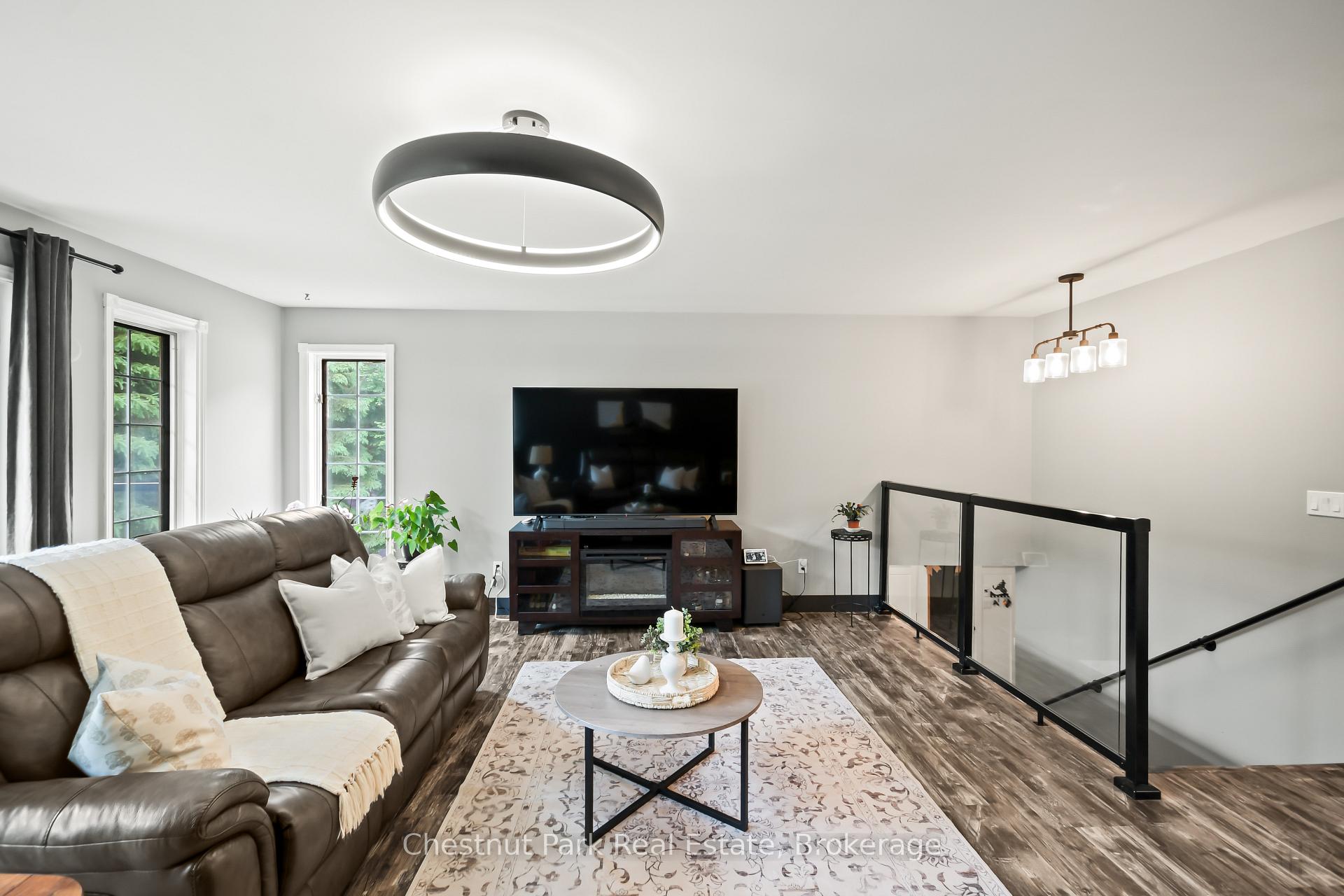 4 Bedroom Other's Image 16