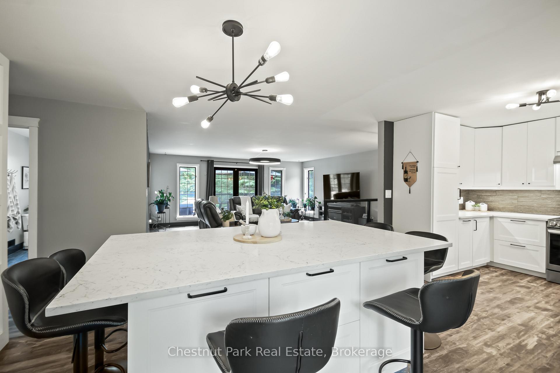 4 Bedroom Other's Image 14